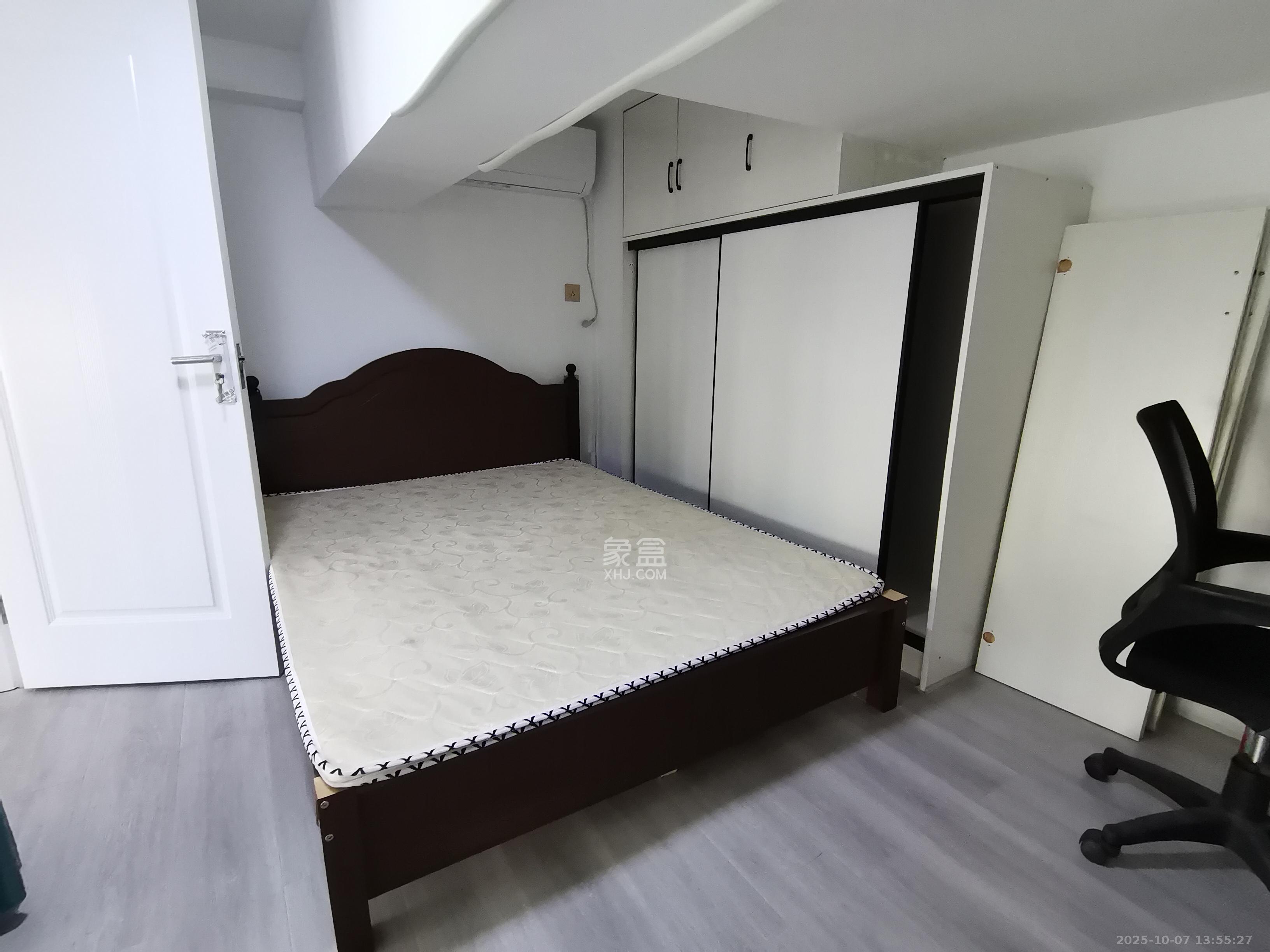 润和滨江府  2室1厅1卫    1700.0元/月 润和滨江府  2室1厅1卫    1700.0元/月室内图