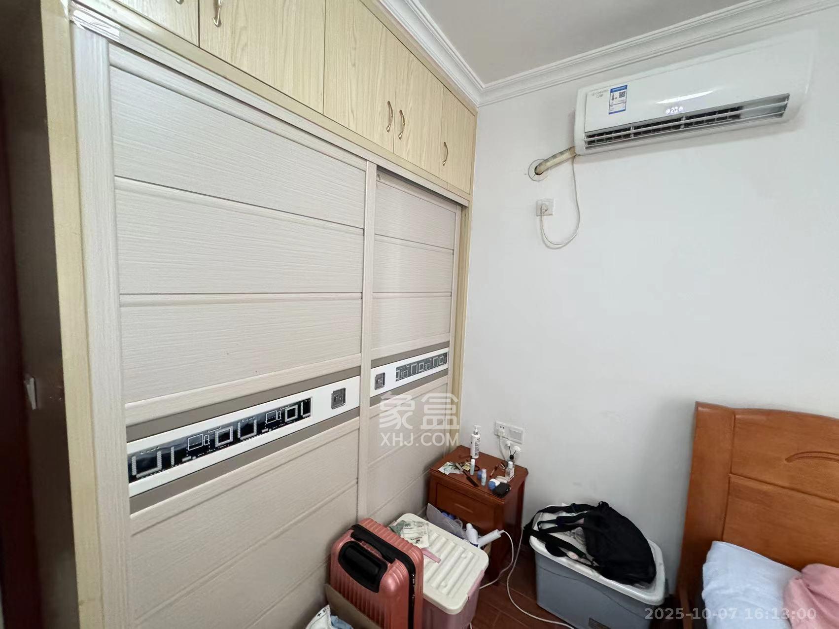 景塘家园  1室2厅1卫    700.0元/月室内图