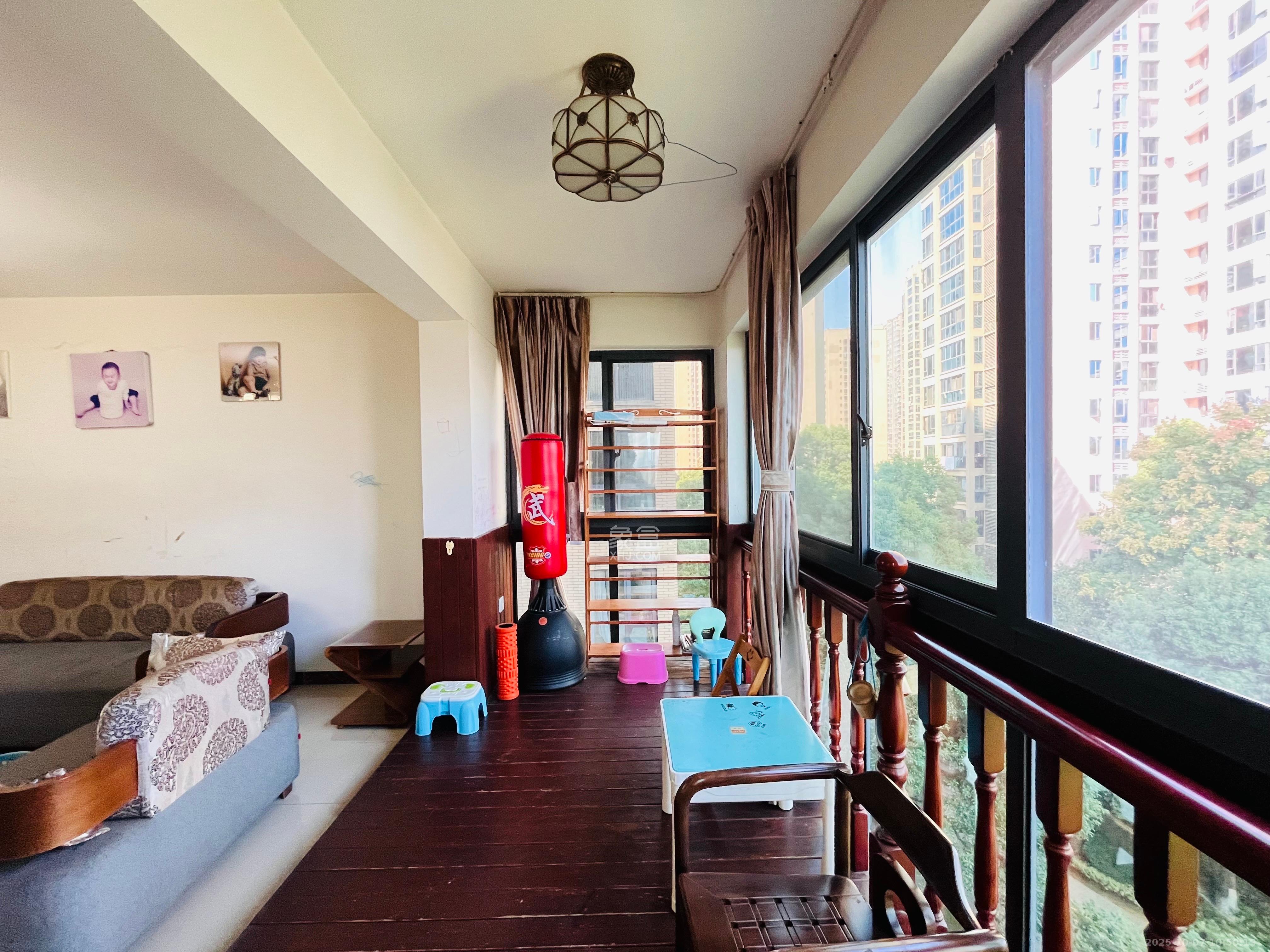 长房白沙湾 4室2厅2卫 3500.0元/月 长房白沙湾 4室2厅2卫 3500.0元/月室内图