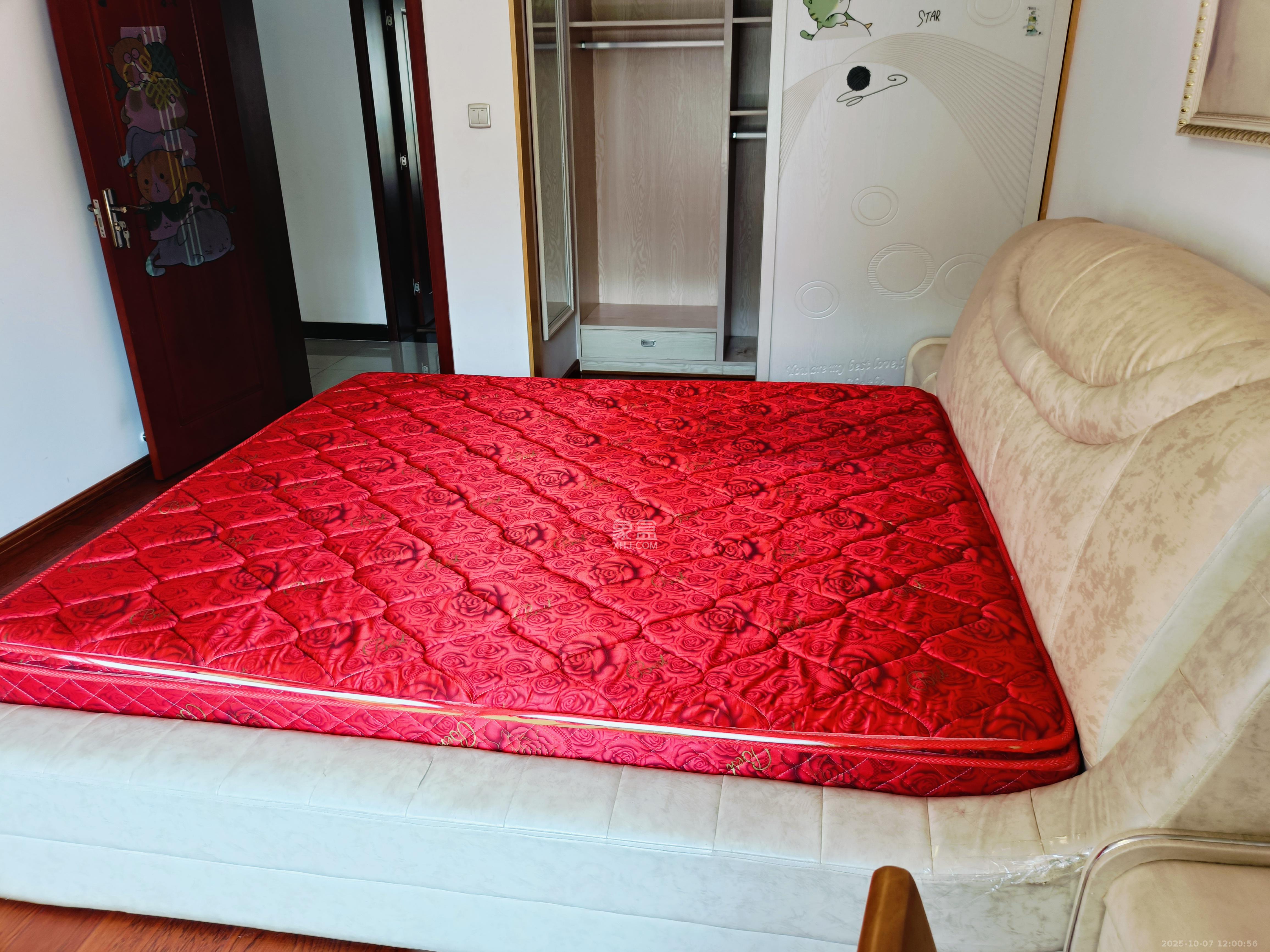 博雅湘水湾  3室2厅1卫    1700.0元/月 博雅湘水湾  3室2厅1卫    1700.0元/月