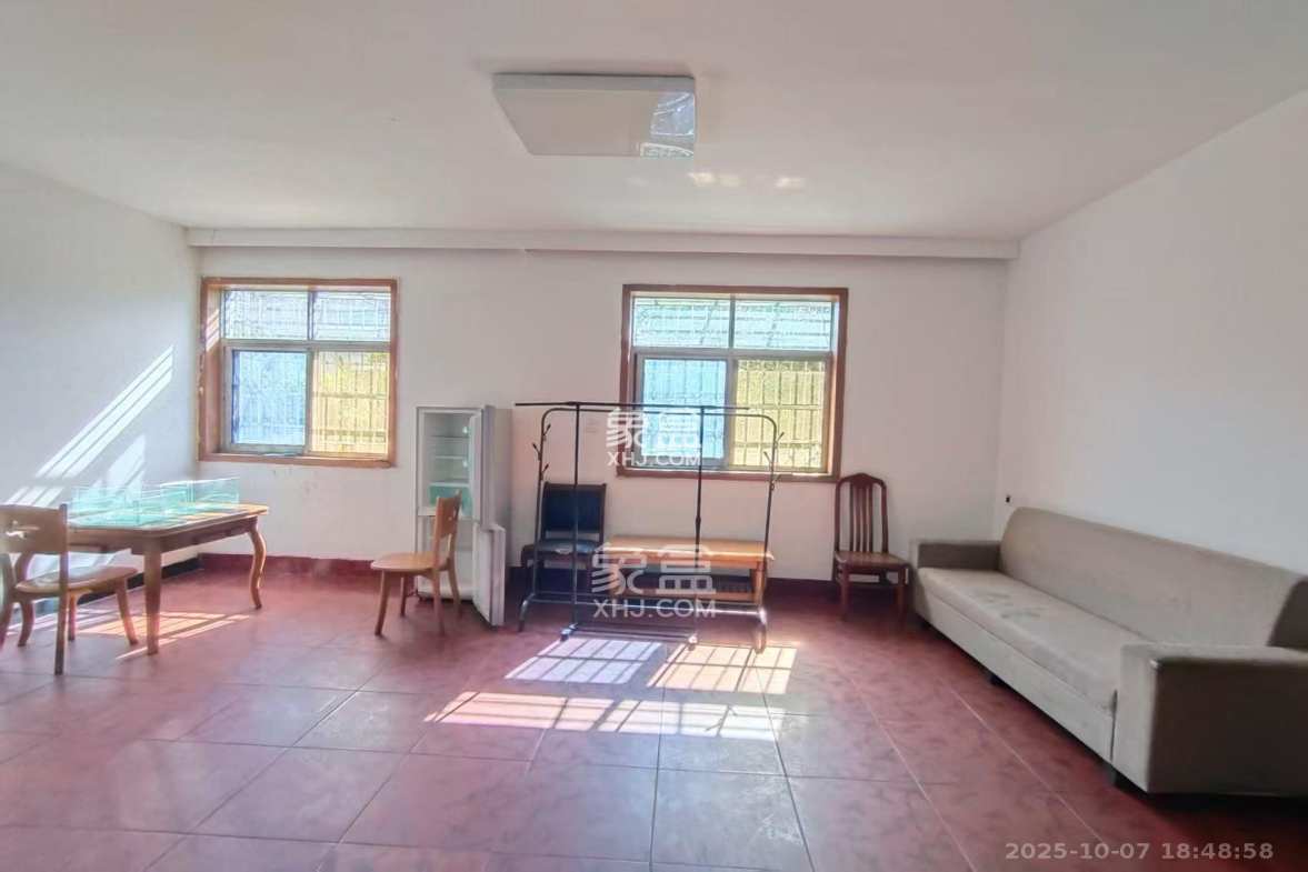 网船班小区 2室2厅1卫 1200.0元/月 网船班小区 2室2厅1卫 1200.0元/月室内图