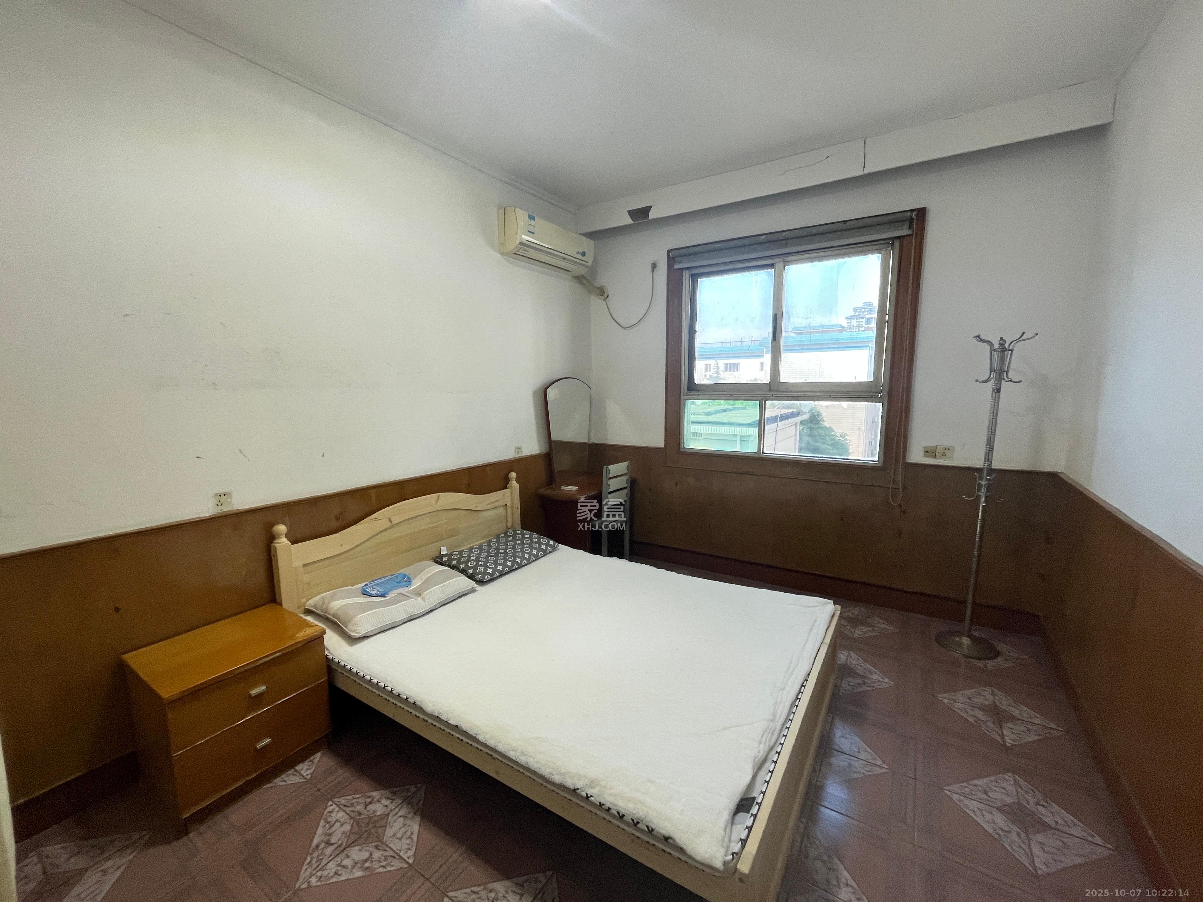 五一东村 2室1厅1卫 1500.0元/月 五一东村 2室1厅1卫 1500.0元/月室内图