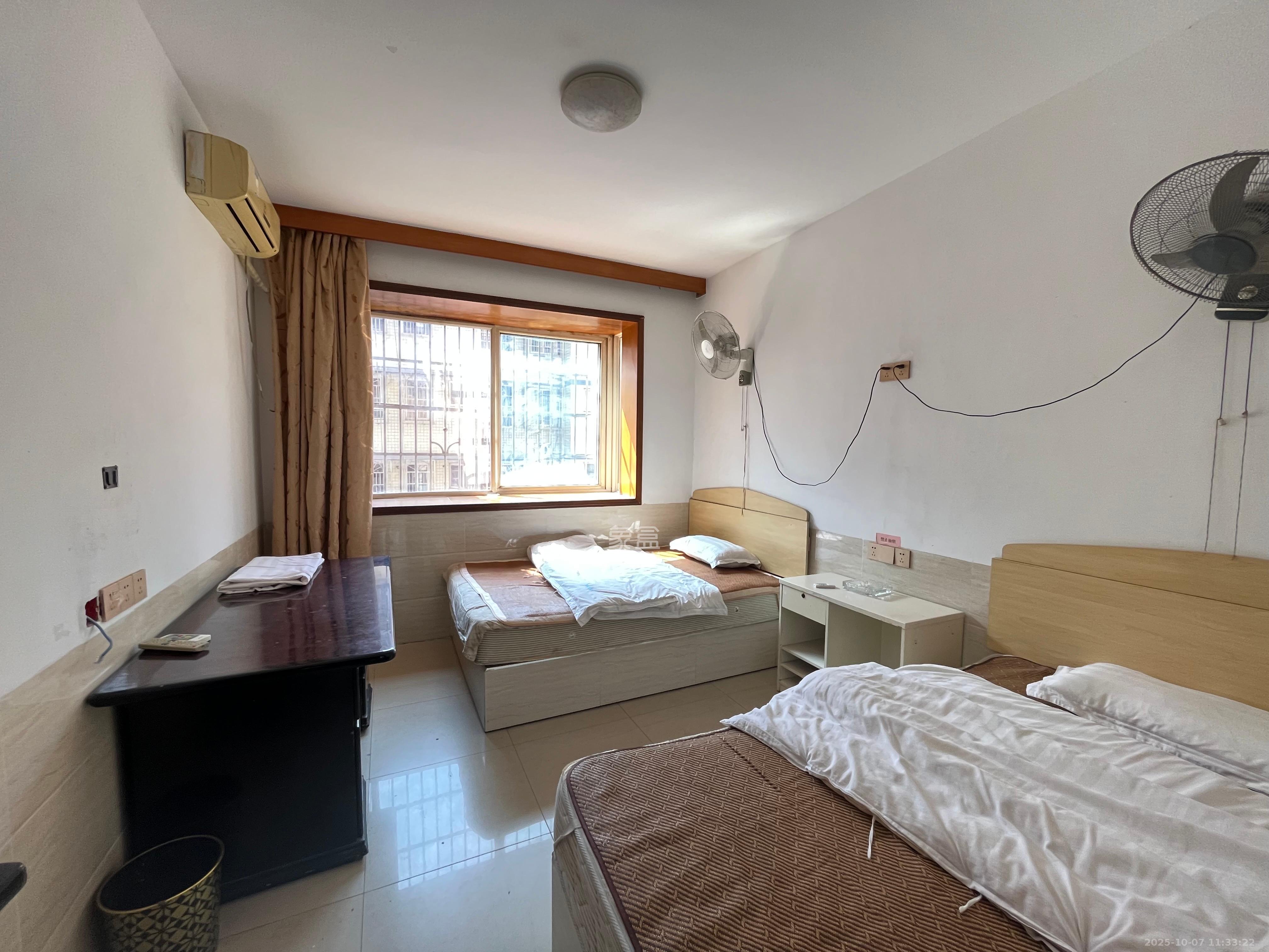 鑫隆家园 1室0厅0卫 1600.0元/月 鑫隆家园 1室0厅0卫 1600.0元/月室内图