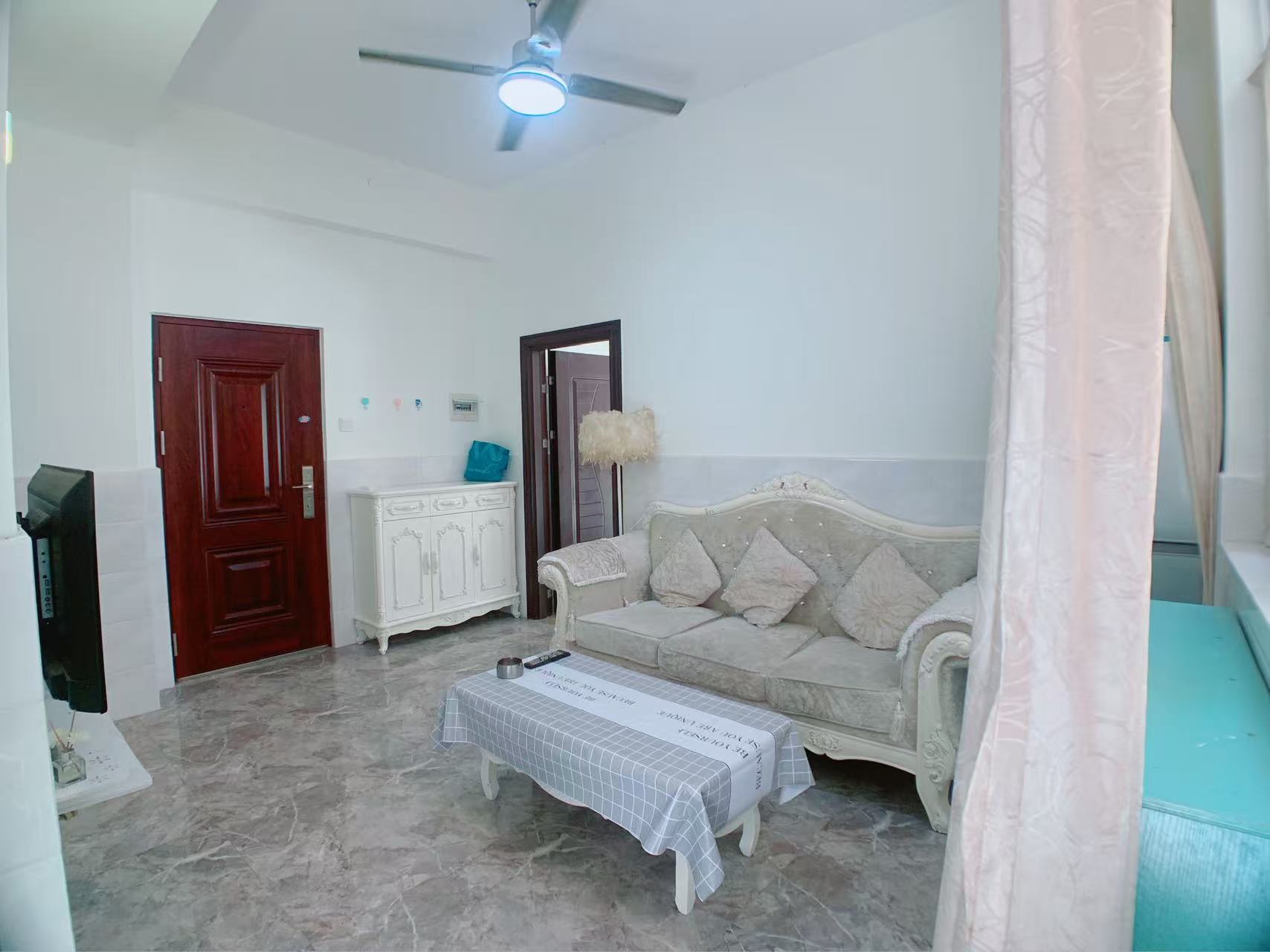 海韵书香  1室1厅1卫    2000.0元/月室内图