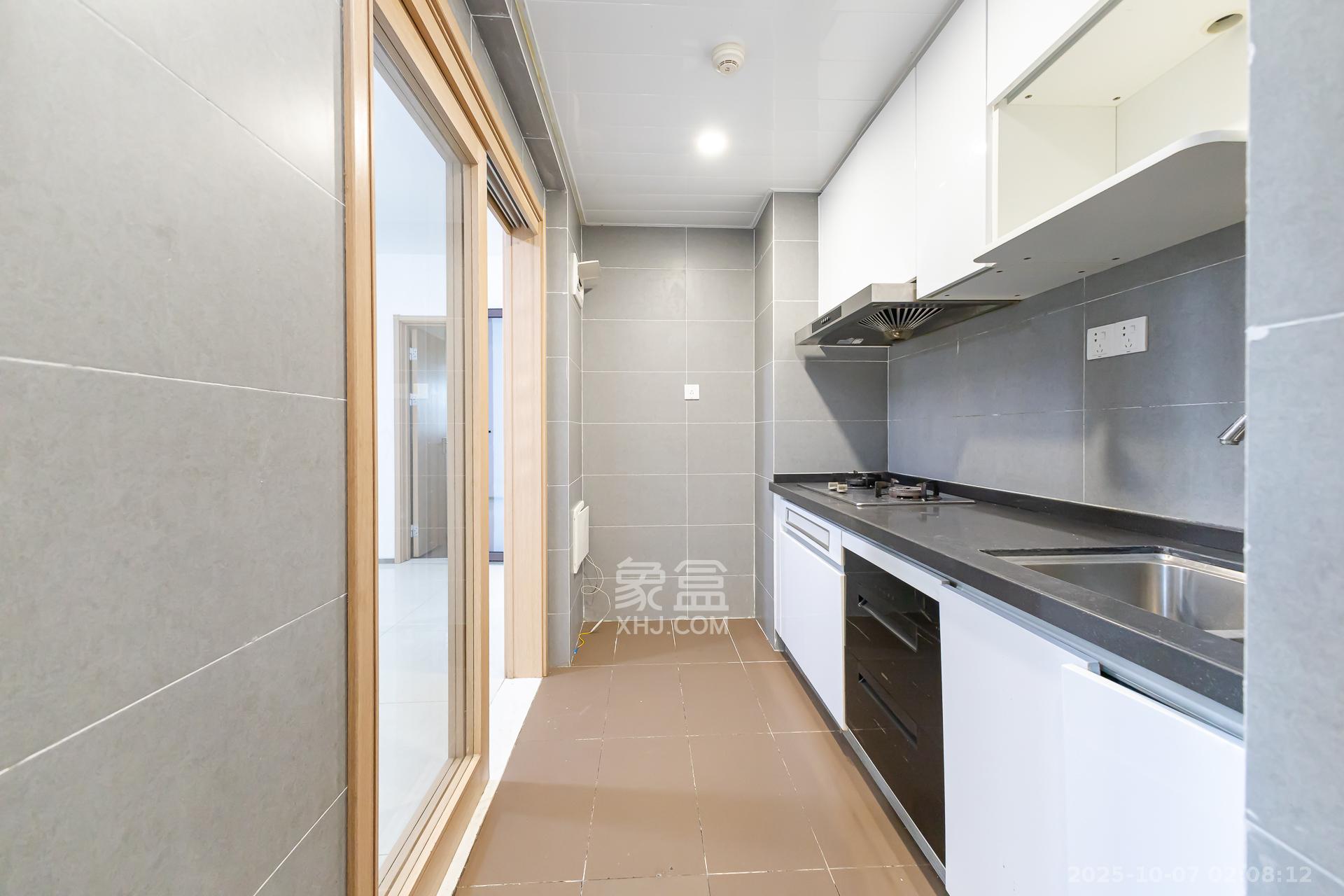 时代倾城二期 4室2厅2卫 83.8万 时代倾城二期 4室2厅2卫 83.8万厨房