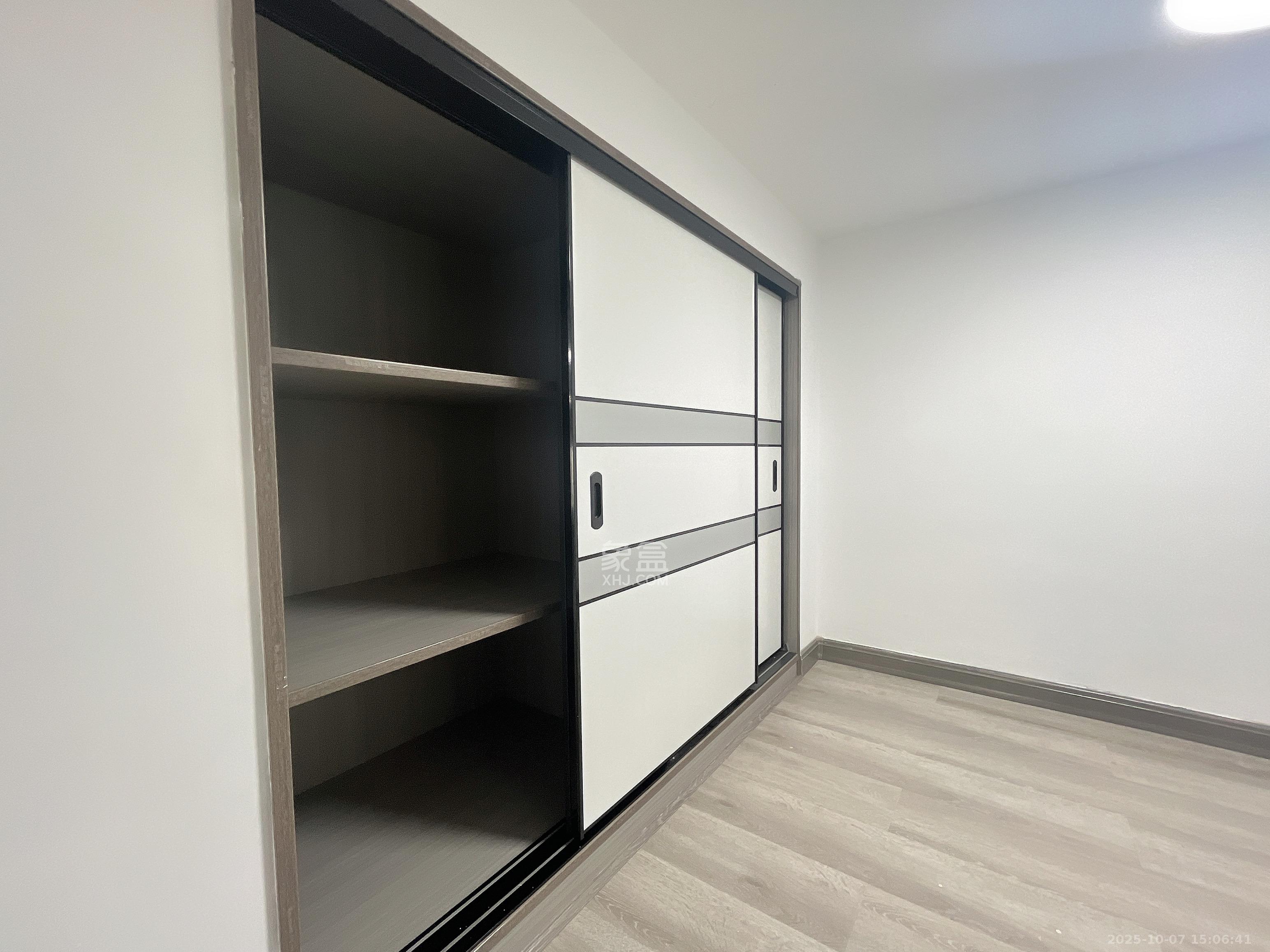 梅溪悦章  1室1厅1卫    1400.0元/月 梅溪悦章  1室1厅1卫    1400.0元/月室内图