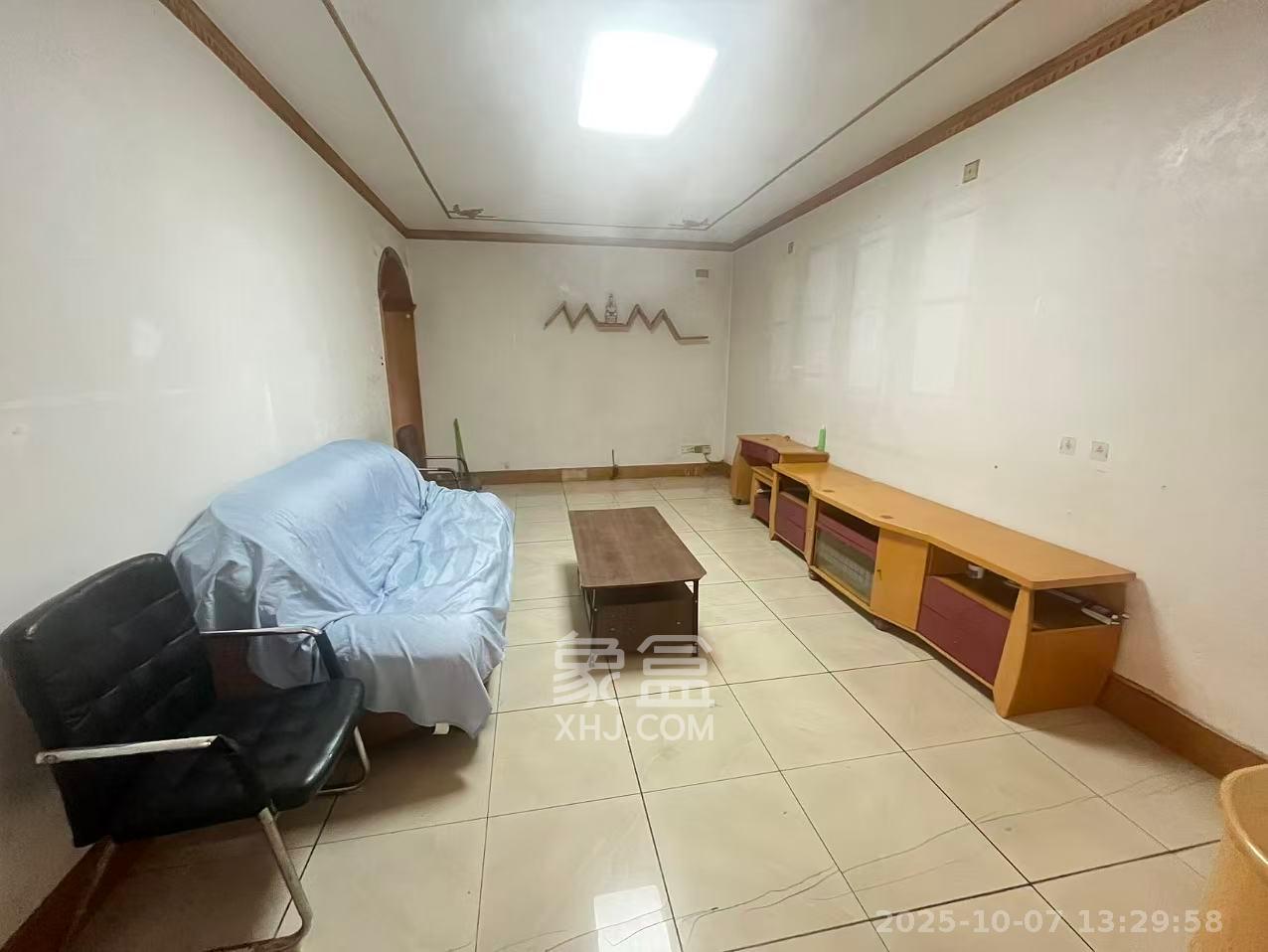 长沙县公路管理局单位房  2室2厅1卫    1500.0元/月室内图