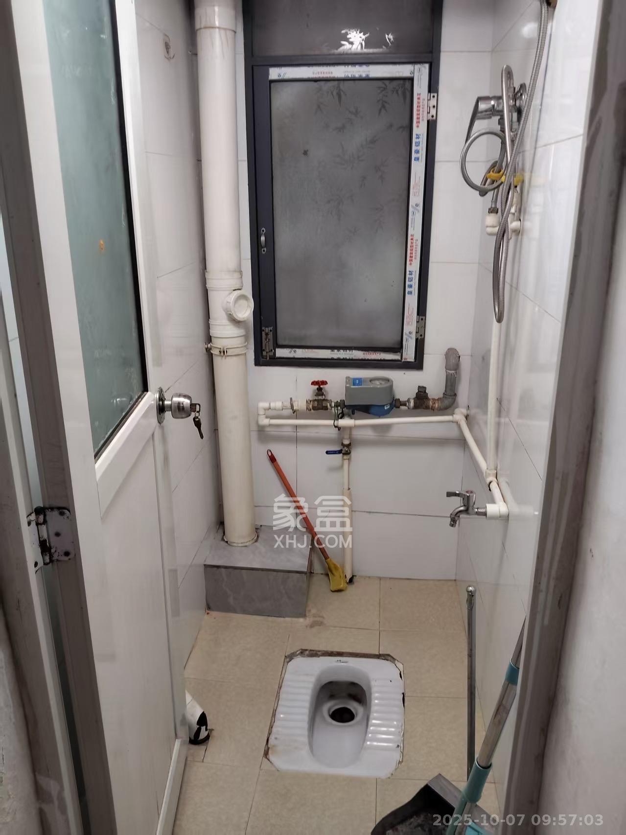 吉景小区  2室1厅1卫    1600.0元/月室内图