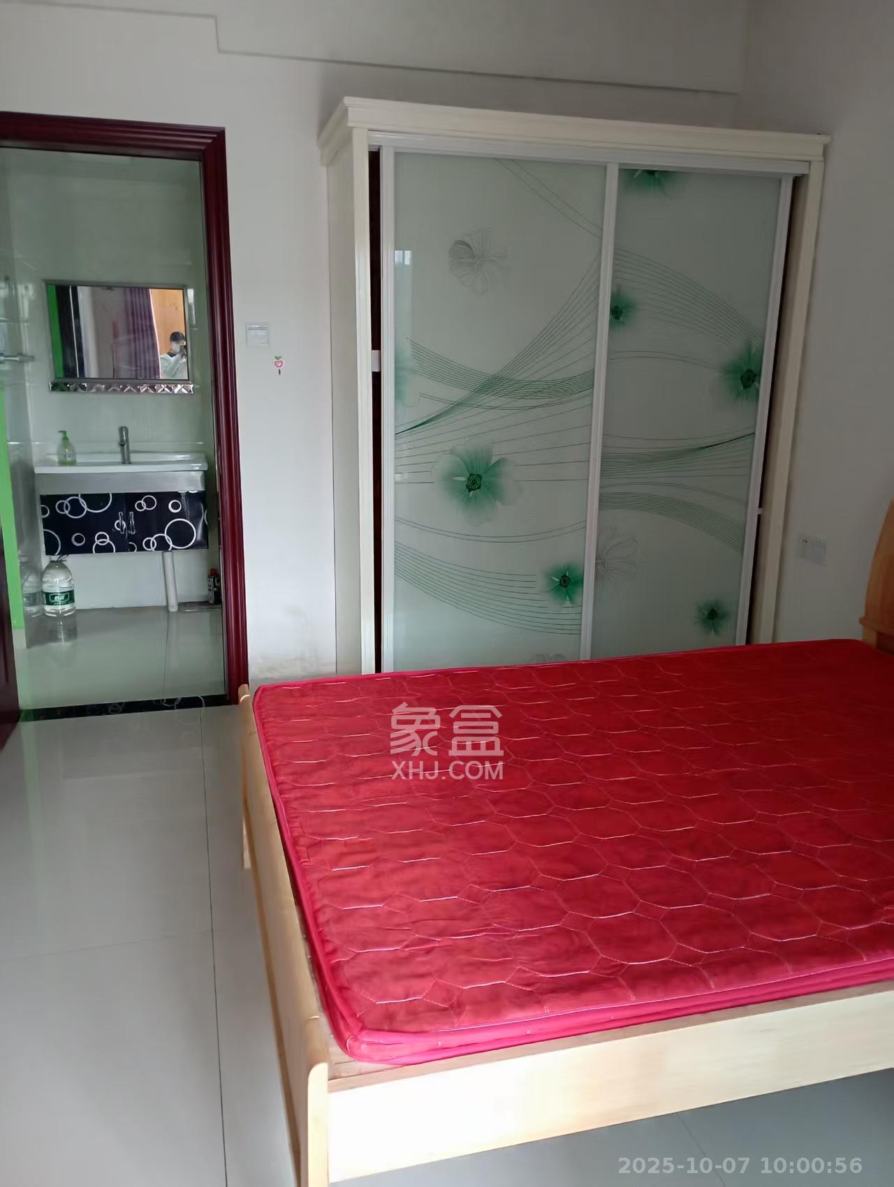奥莱名邸  2室1厅1卫    1700.0元/月室内图