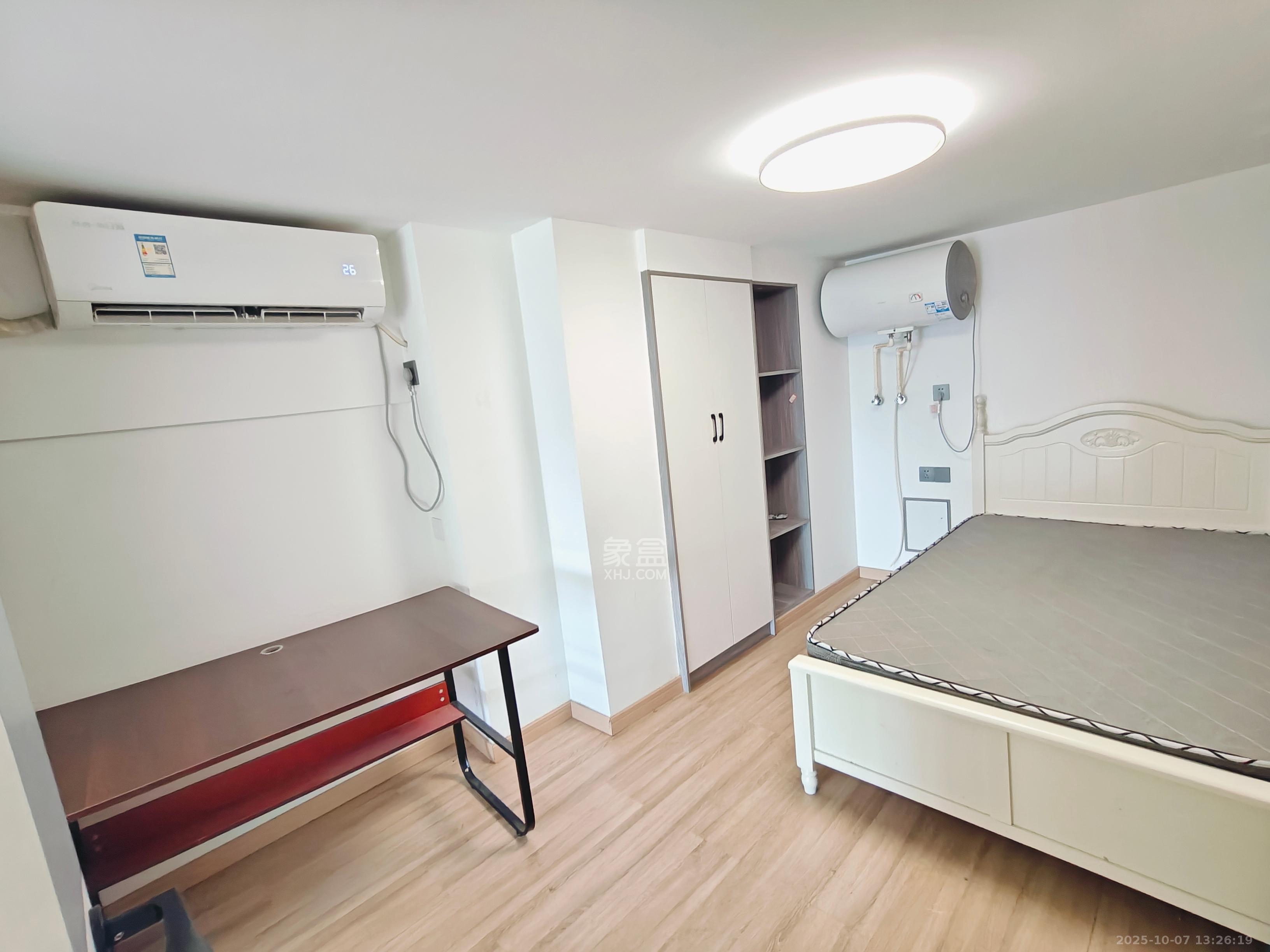 新城悦隽 2室1厅1卫 1600.0元/月 新城悦隽 2室1厅1卫 1600.0元/月室内图