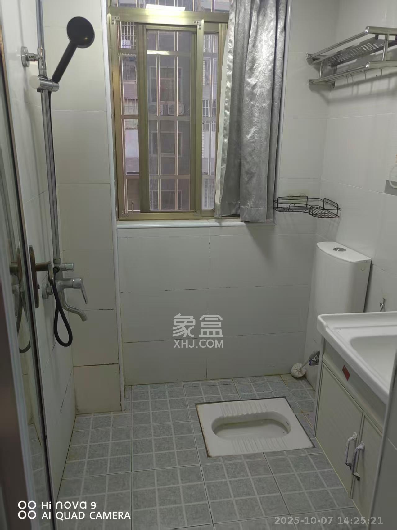 黄鹤小区3片 2室1厅1卫 1600.0元/月 黄鹤小区3片 2室1厅1卫 1600.0元/月室内图