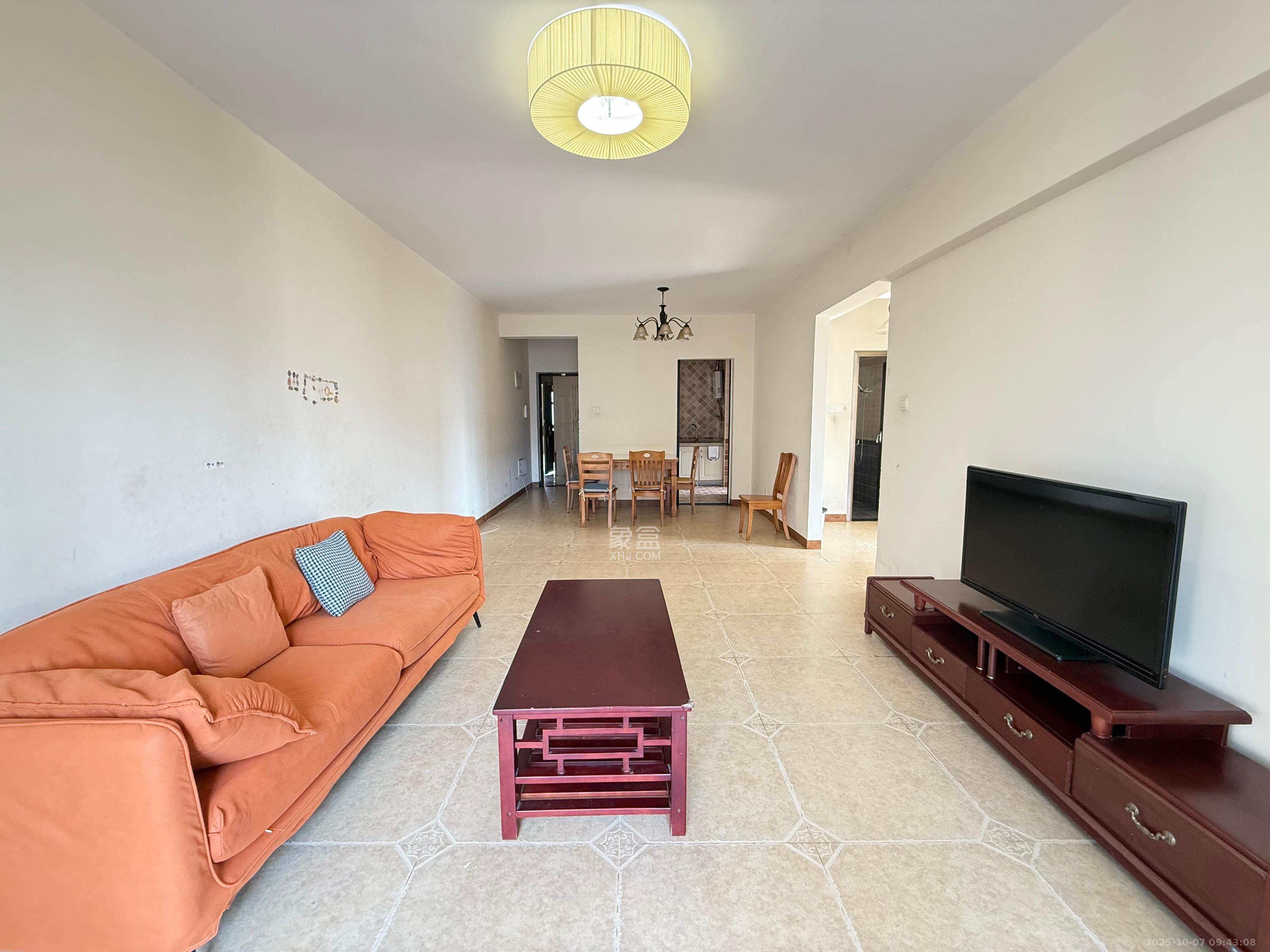 华润凤凰城三期 3室2厅1卫 2000.0元/月 华润凤凰城三期 3室2厅1卫 2000.0元/月室内图