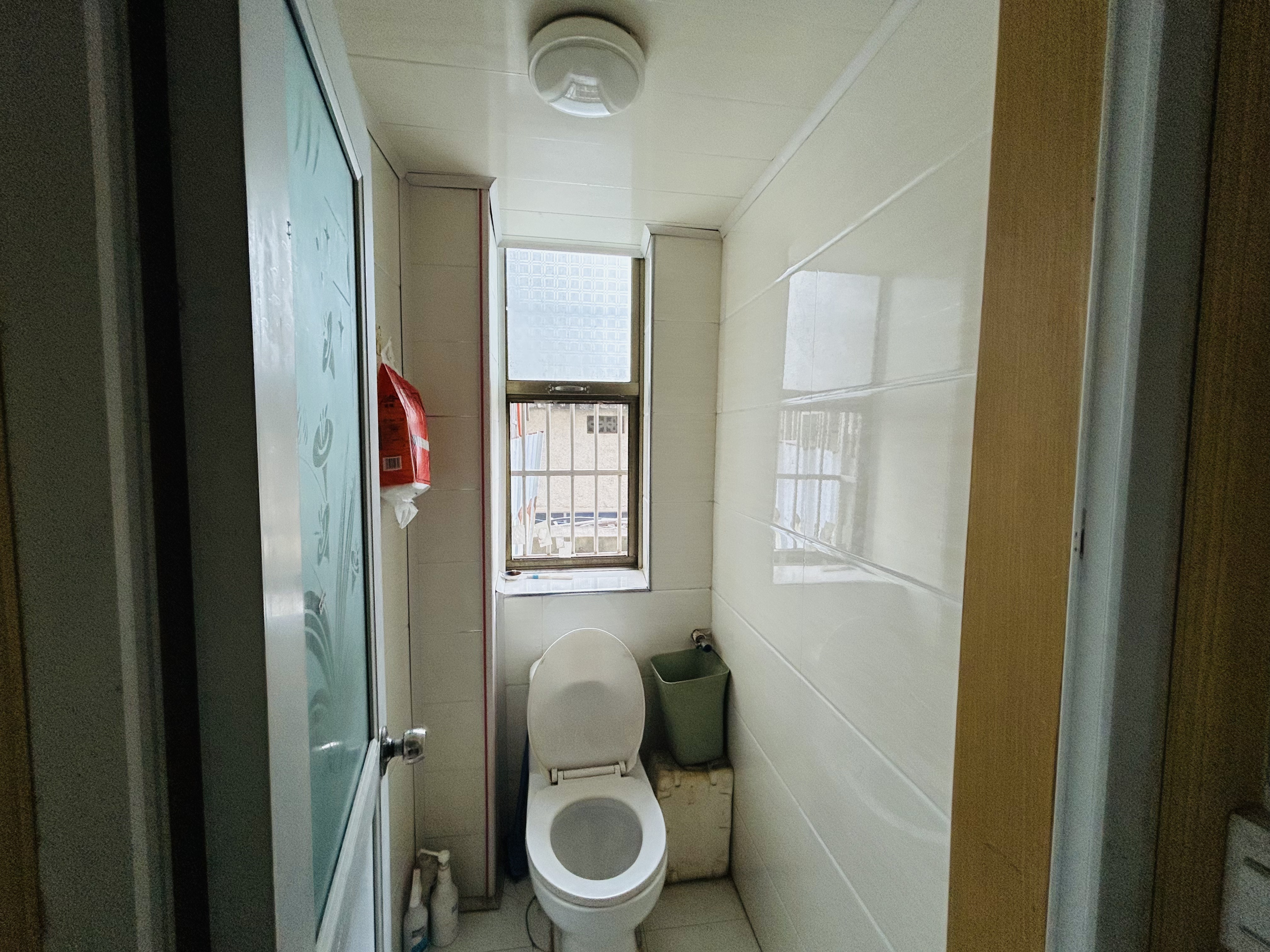 七里桥建设银行家属楼（桃花仑东路）  3室2厅2卫    800.0元/月室内图