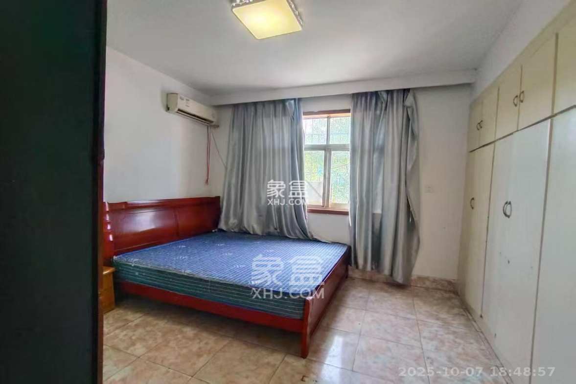 网船班小区 2室2厅1卫 1200.0元/月 网船班小区 2室2厅1卫 1200.0元/月室内图