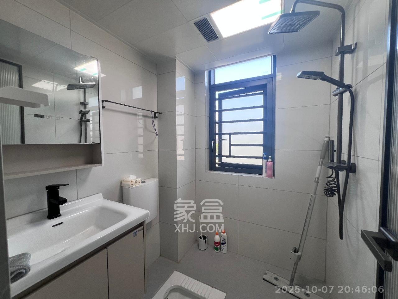 中城苑 2室1厅1卫 2300.0元/月 中城苑 2室1厅1卫 2300.0元/月室内图