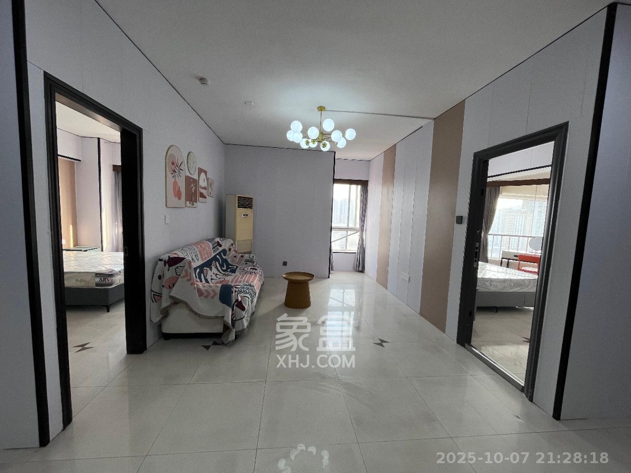 锦华时代  2室1厅1卫    2600.0元/月室内图