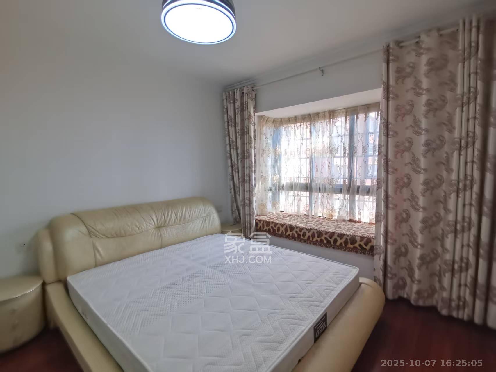 东玺门  3室2厅1卫    3200.0元/月室内图