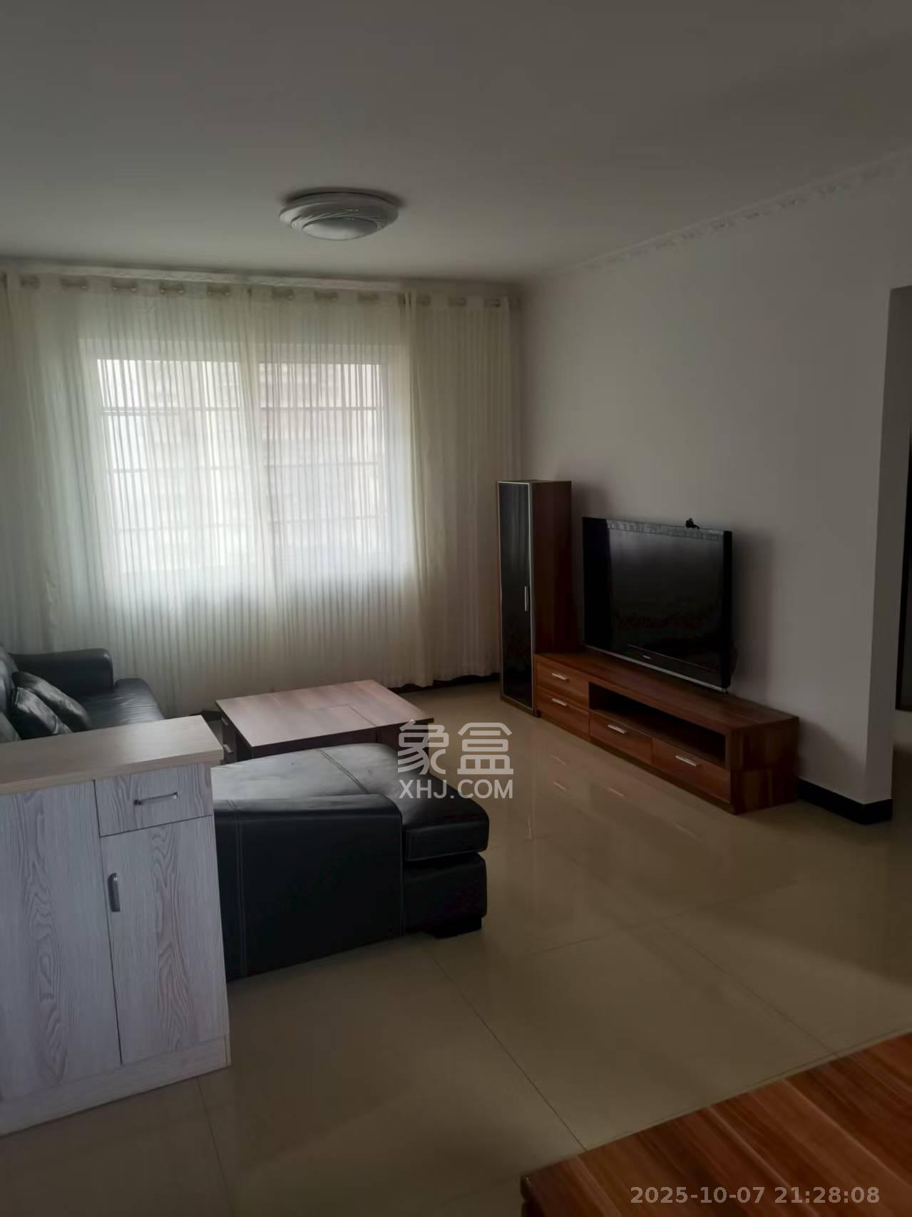 星城新宇黎锦苑 2室1厅1卫 1700.0元/月 星城新宇黎锦苑 2室1厅1卫 1700.0元/月室内图