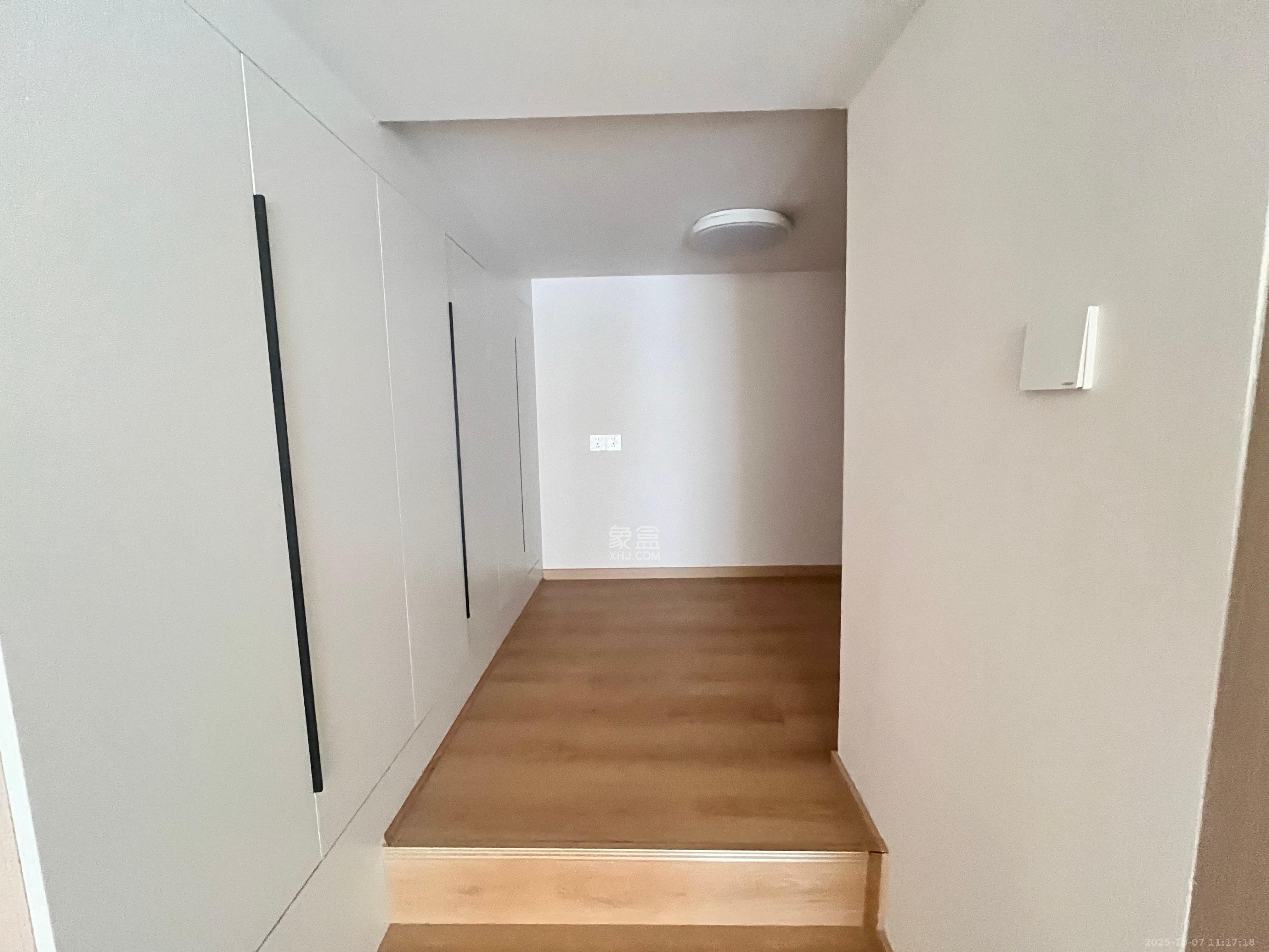 保利天禧EF区  2室2厅1卫    2800.0元/月 保利天禧EF区  2室2厅1卫    2800.0元/月室内图