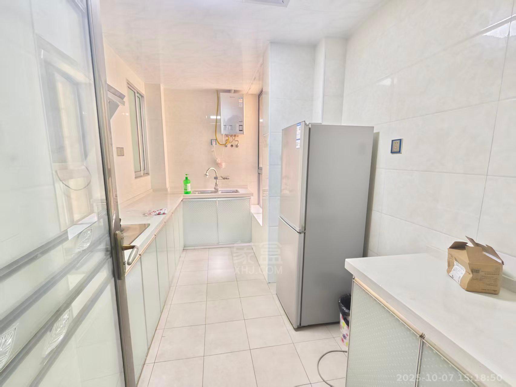 都市兰亭 2室2厅1卫 1300.0元/月 都市兰亭 2室2厅1卫 1300.0元/月室内图