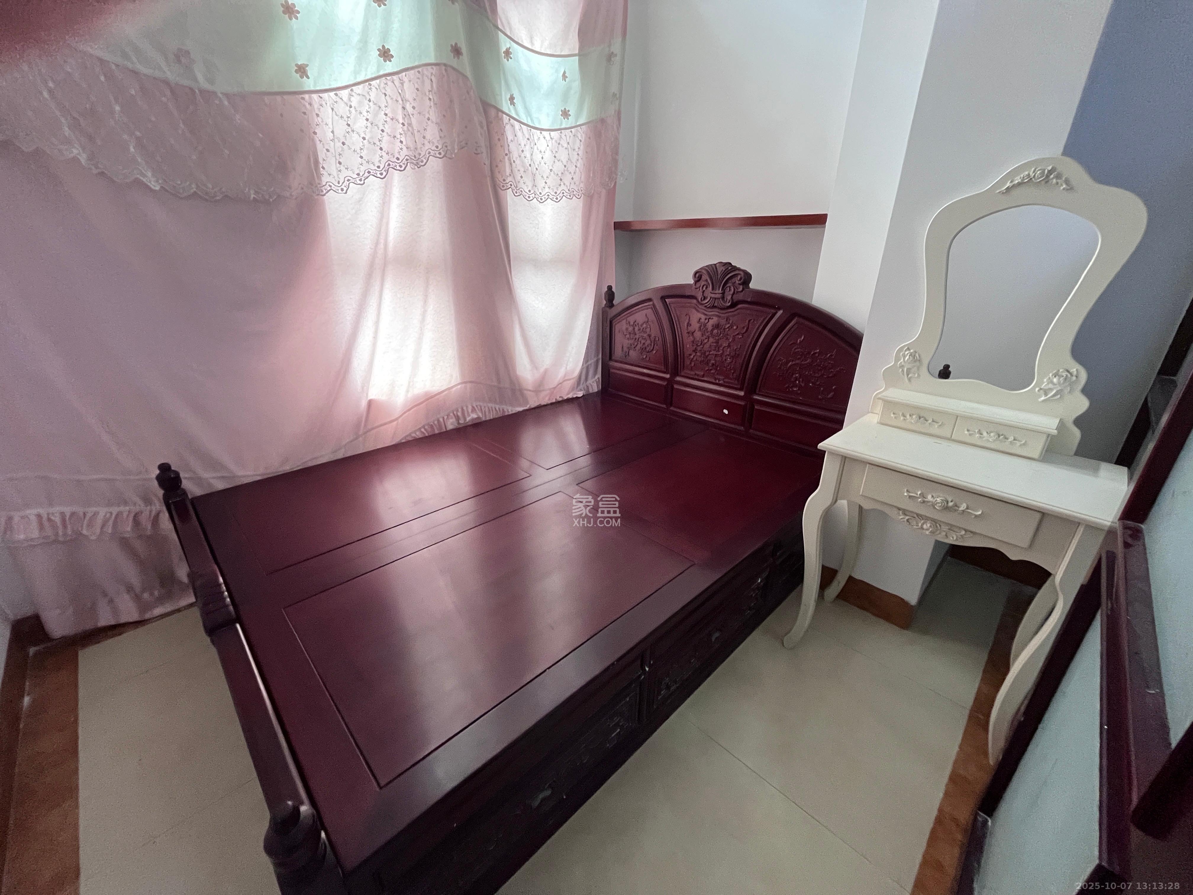 湖湾世景 1室1厅1卫 1100.0元/月 湖湾世景 1室1厅1卫 1100.0元/月室内图