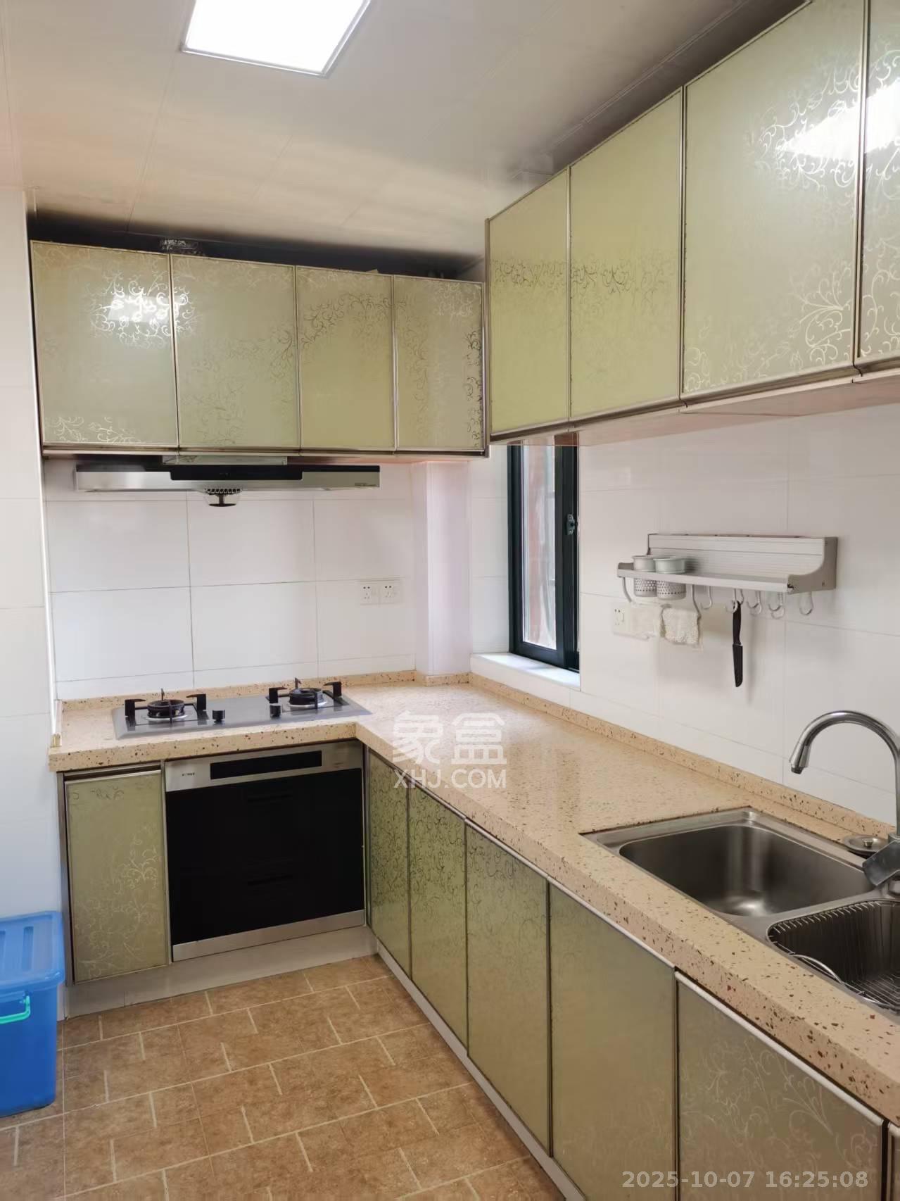 东玺门  3室2厅1卫    3200.0元/月室内图