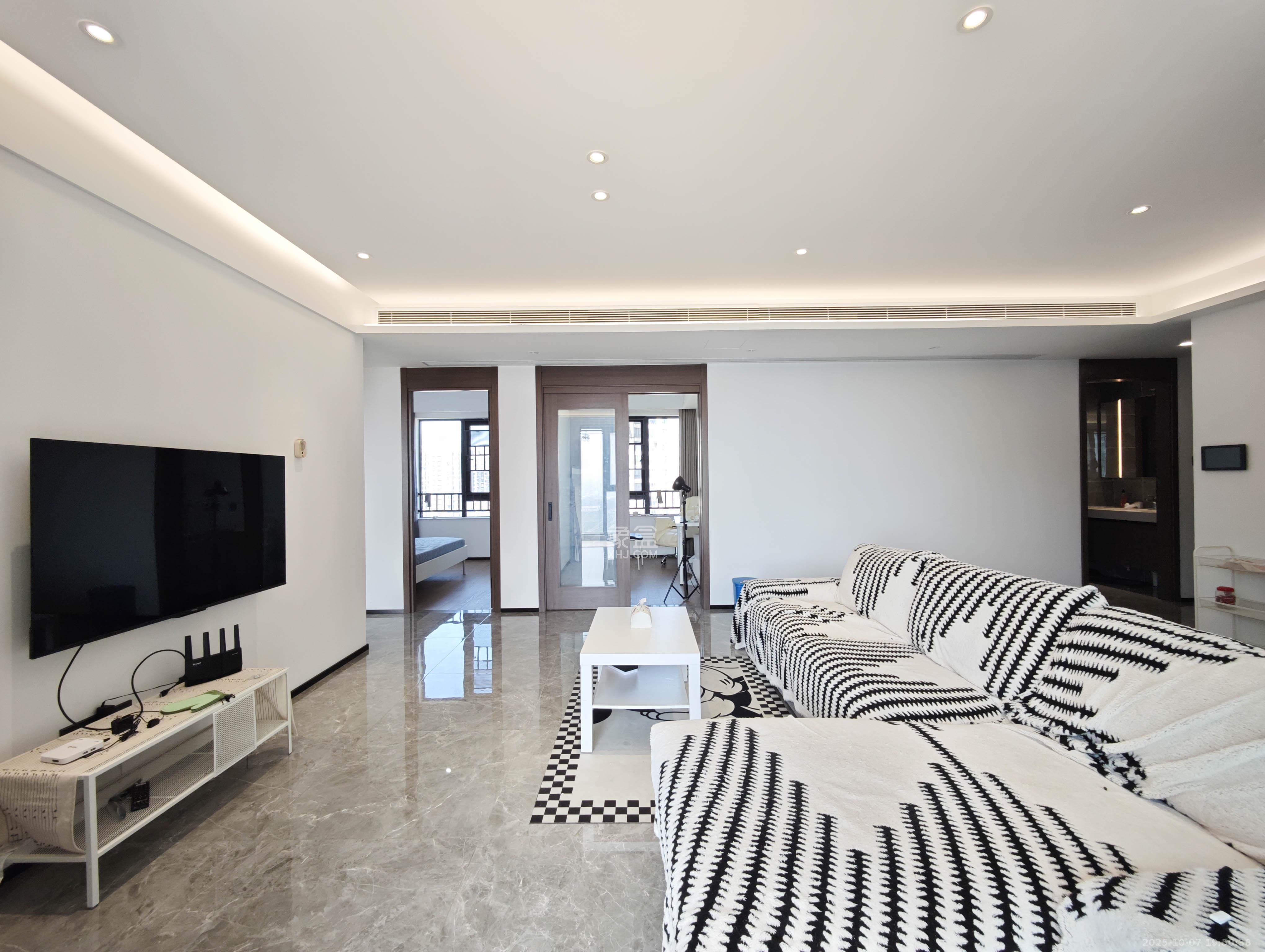 万科魅力之城  4室2厅2卫    158.0万 万科魅力之城  4室2厅2卫    158.0万