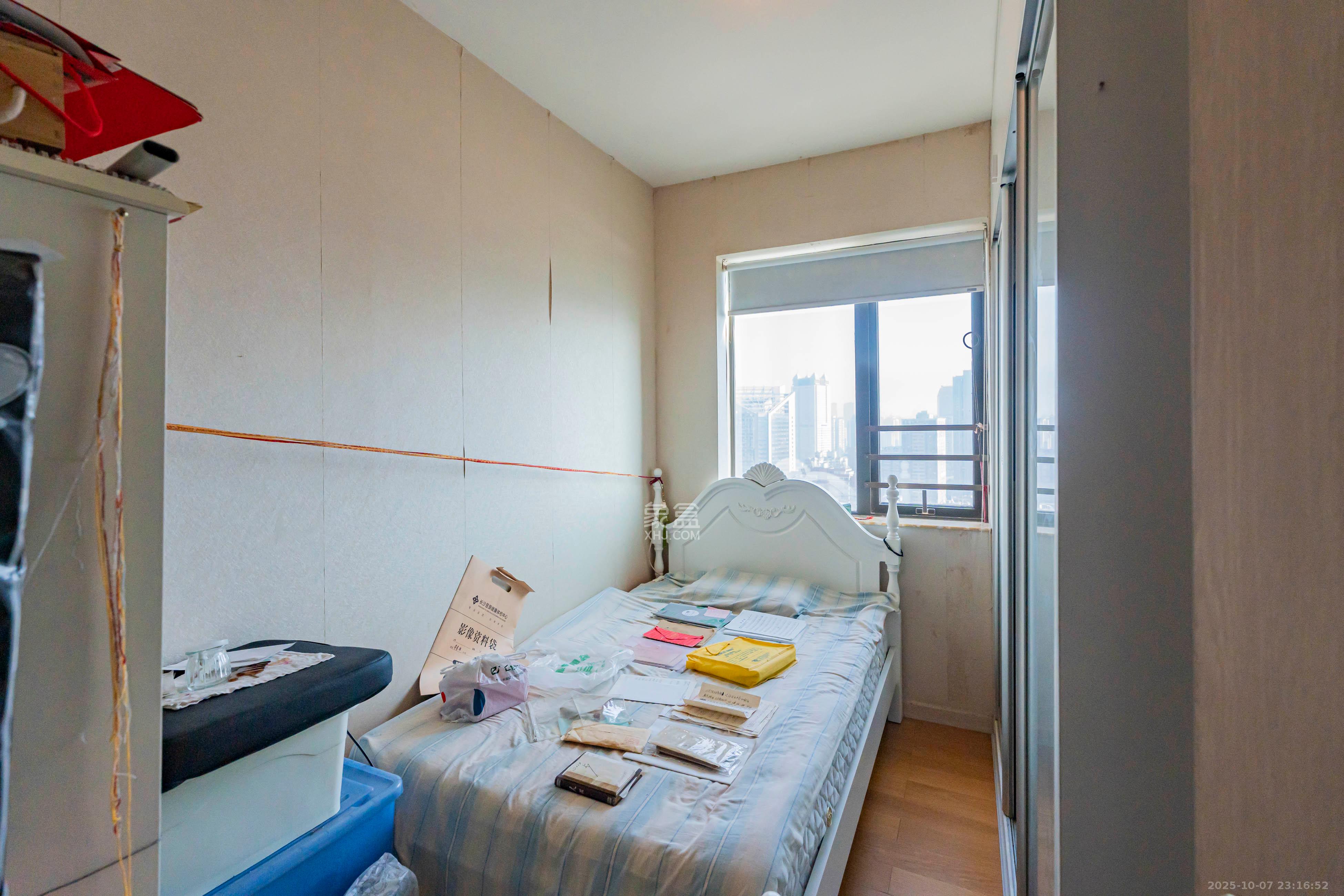 盛世美居荷园 3室2厅2卫 110.0万 盛世美居荷园 3室2厅2卫 110.0万卧室