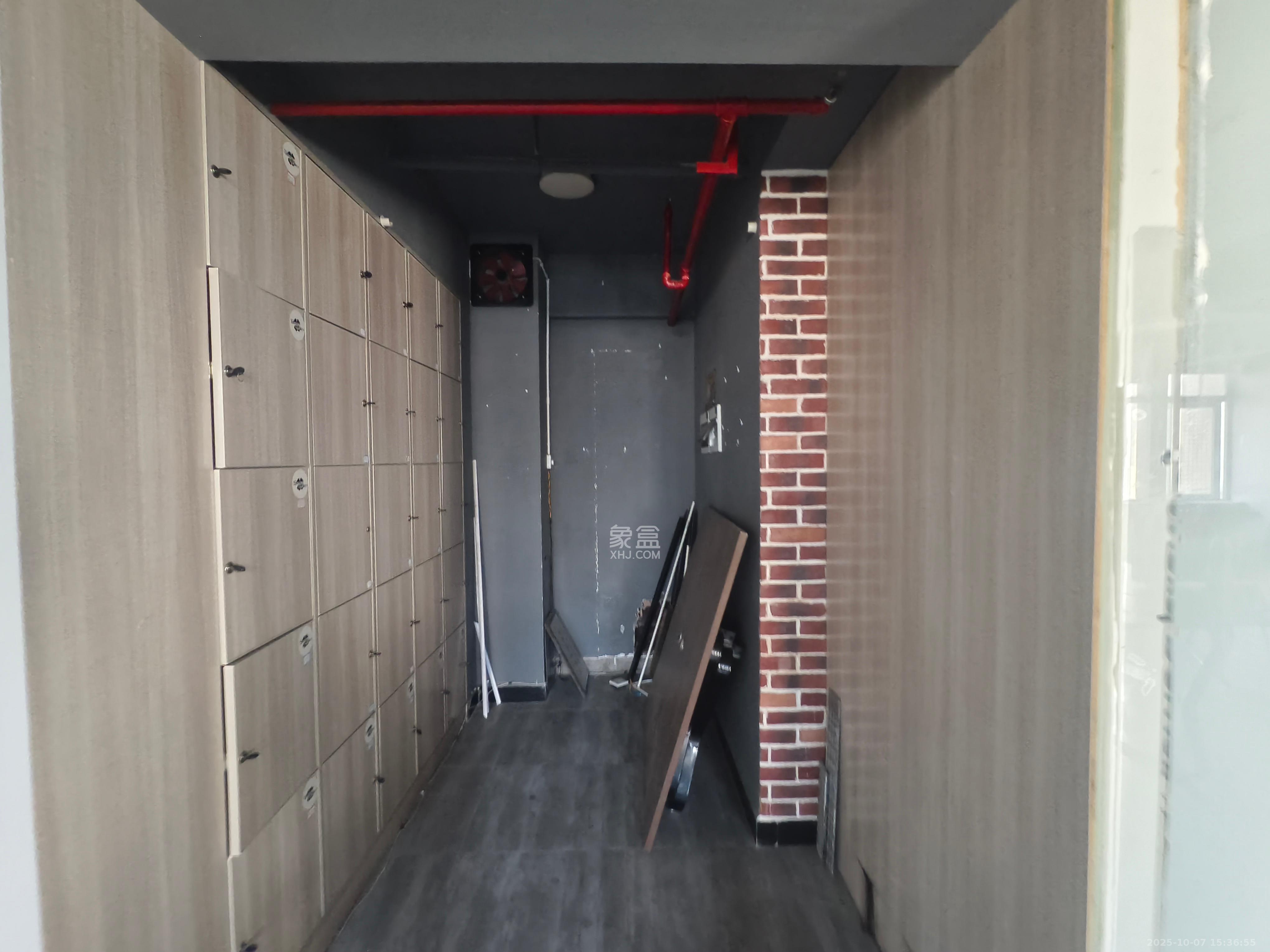 英祥春天   43.0㎡      1800.0元/月室内图