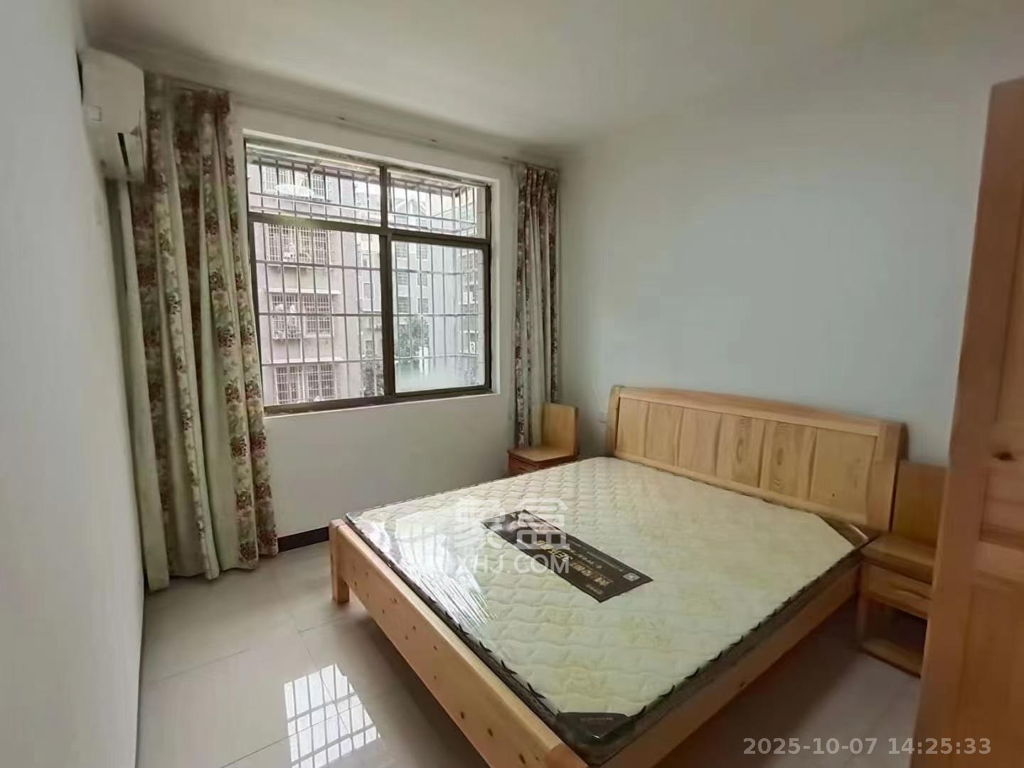 黄鹤小区3片 2室1厅1卫 1600.0元/月 黄鹤小区3片 2室1厅1卫 1600.0元/月室内图