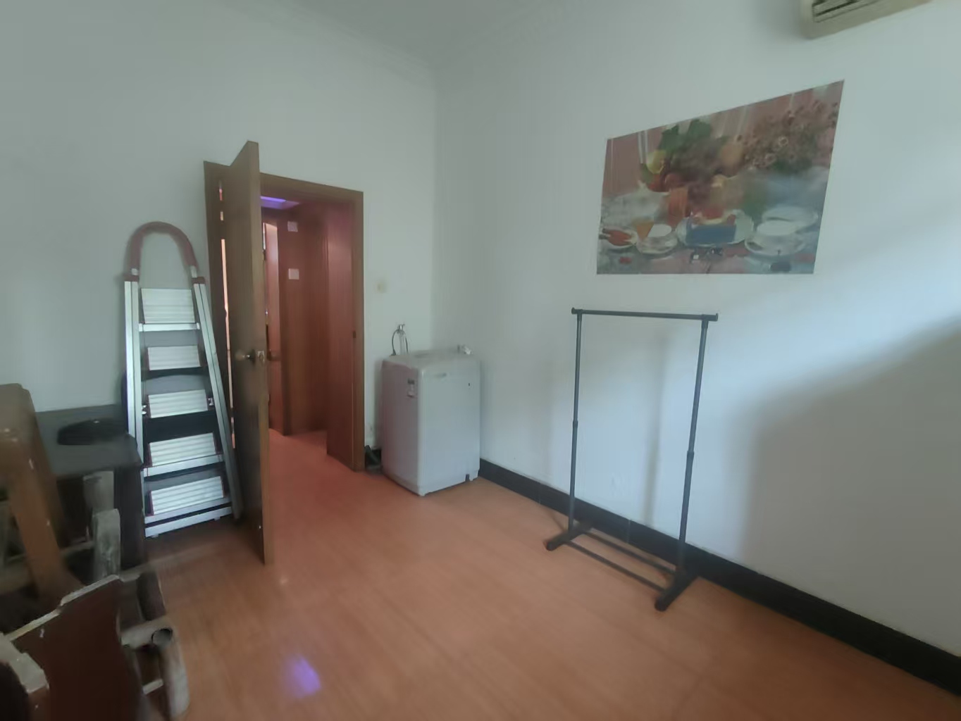 梓园社区(麻纺厂宿舍)  2室1厅1卫    500.0元/月