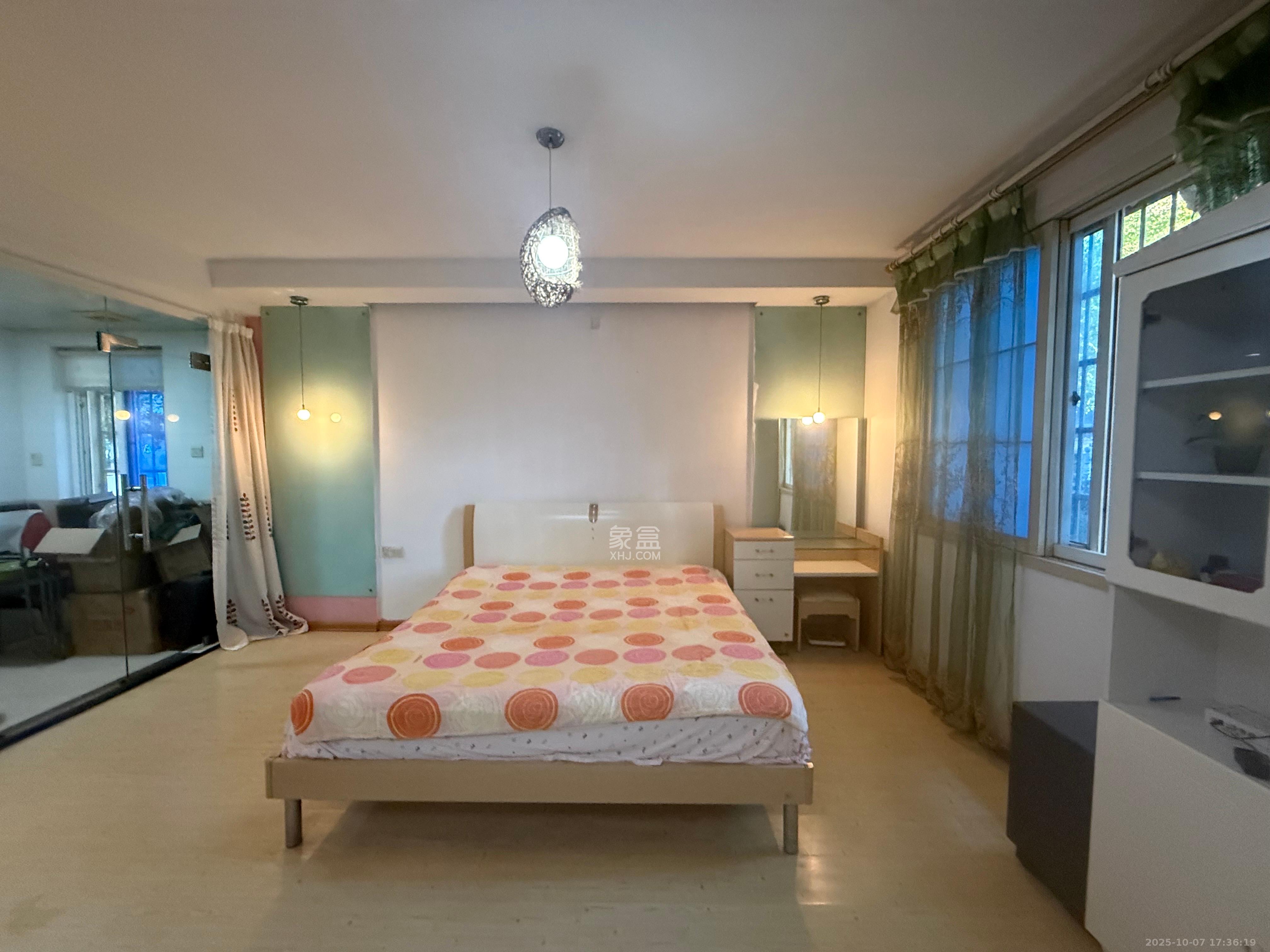 芙蓉苑 2室2厅2卫 2600.0元/月 芙蓉苑 2室2厅2卫 2600.0元/月室内图