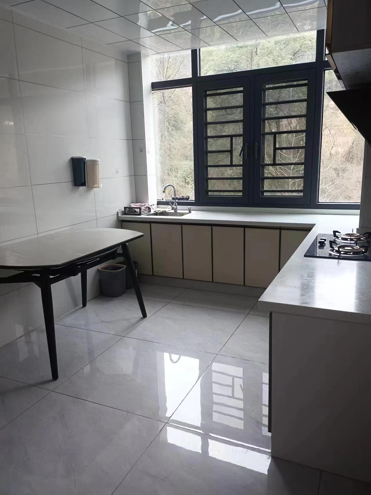 娄星区散盘  2室1厅1卫    1050.0元/月室内图