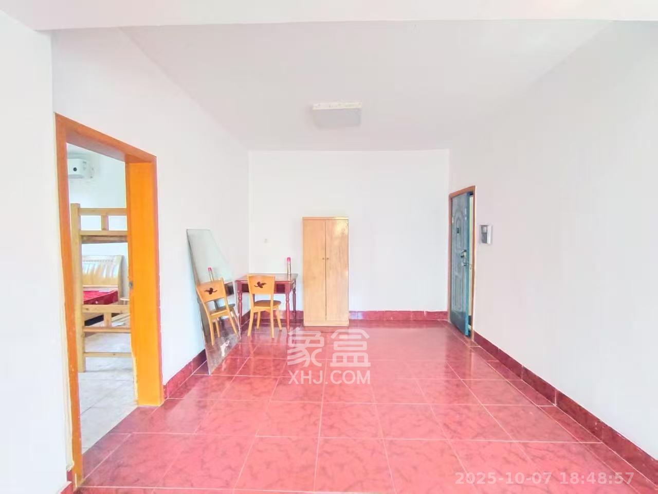 网船班小区 2室2厅1卫 1200.0元/月 网船班小区 2室2厅1卫 1200.0元/月室内图