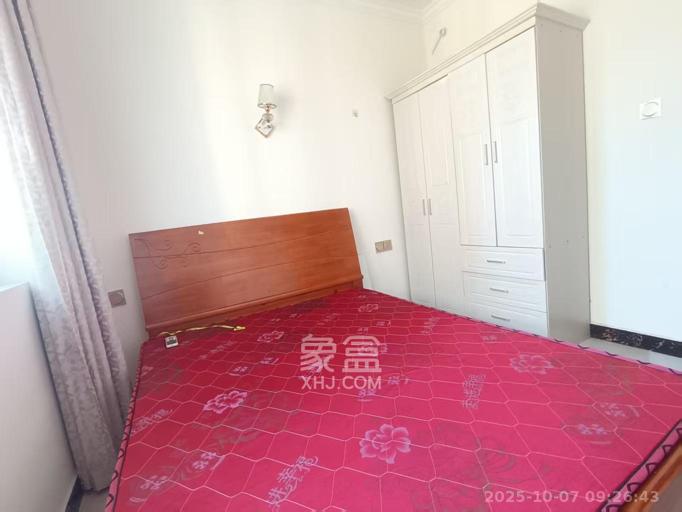 湖湘奥林匹克花园  3室2厅2卫    2200.0元/月 湖湘奥林匹克花园  3室2厅2卫    2200.0元/月室内图