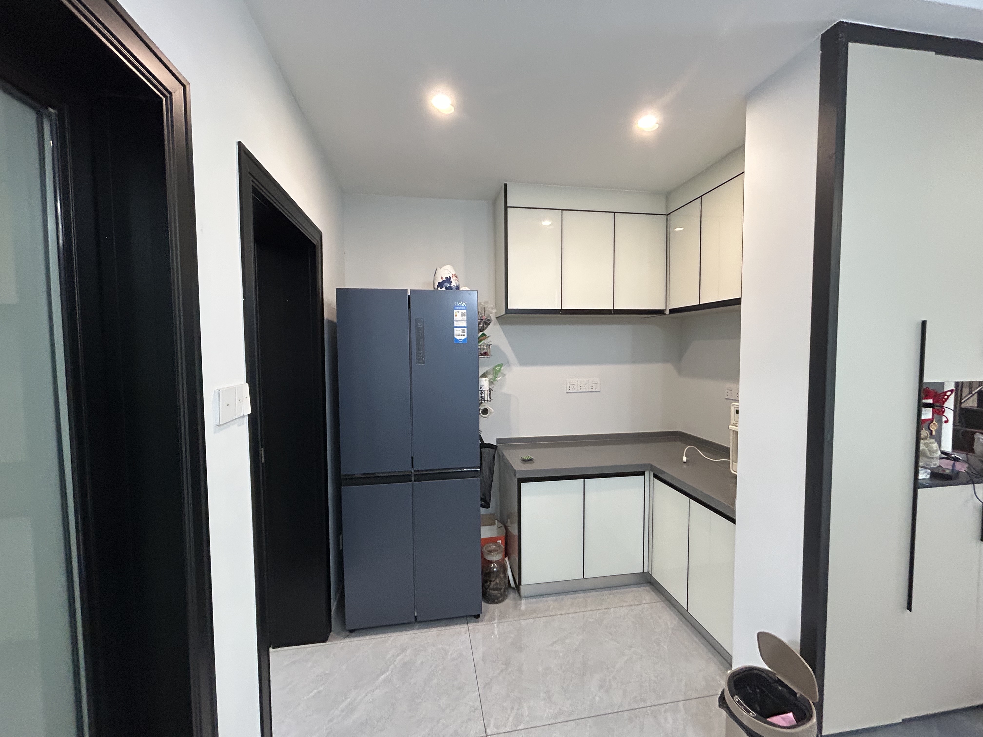 学府花园（文苑瑞景）  3室2厅1卫    48.8万客厅