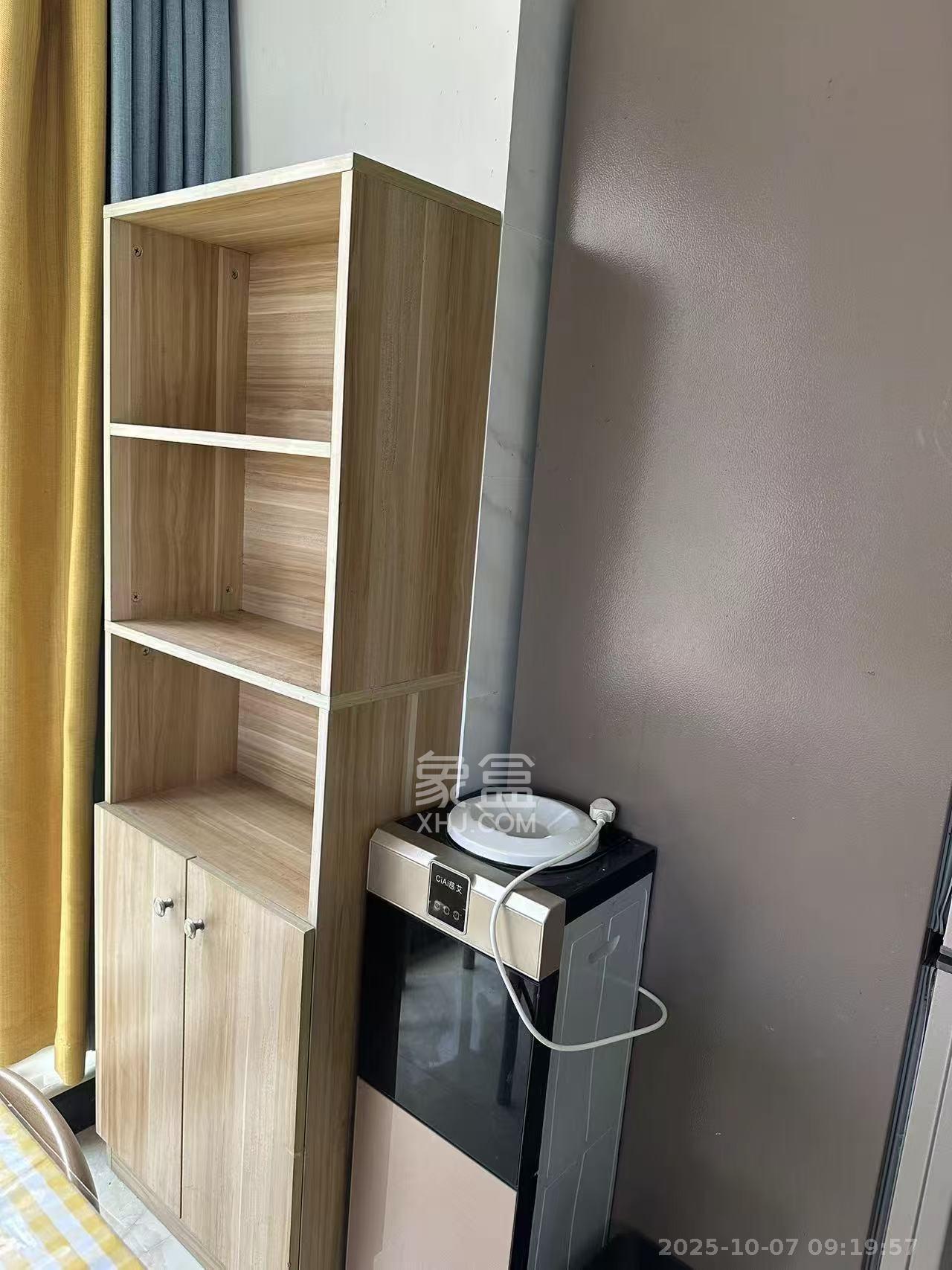 芙蓉万国城MOMA(卓越汇富苑)  1室1厅1卫    1800.0元/月 芙蓉万国城MOMA(卓越汇富苑)  1室1厅1卫    1800.0元/月室内图