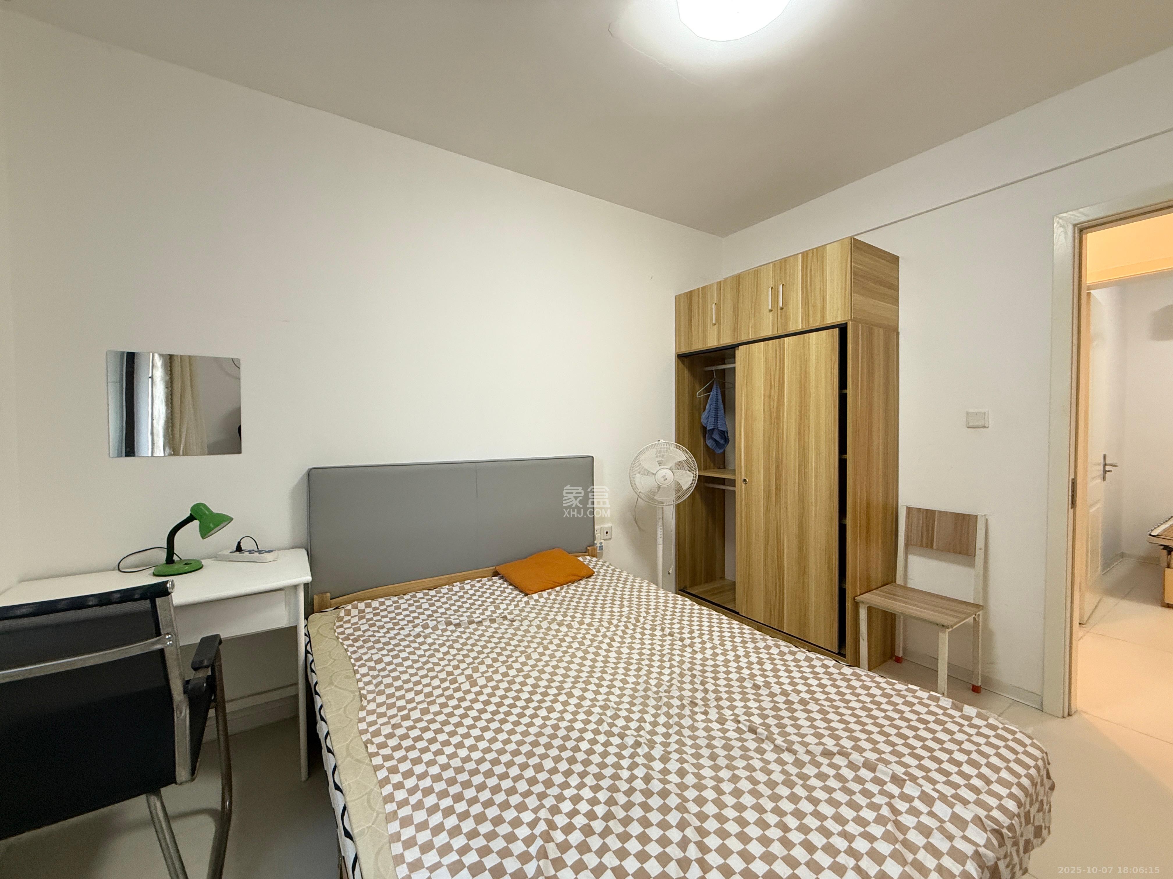 保利大都汇四期  3室2厅2卫    2800.0元/月 保利大都汇四期  3室2厅2卫    2800.0元/月室内图