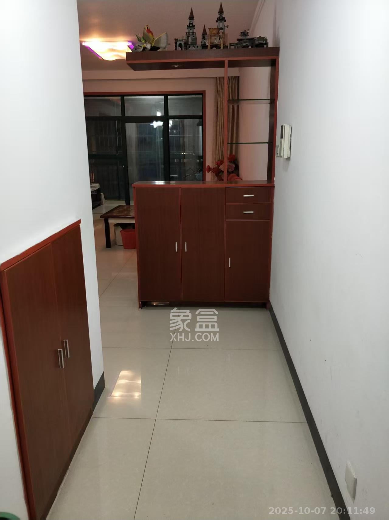 松雅湖畔  2室2厅1卫    1600.0元/月 松雅湖畔  2室2厅1卫    1600.0元/月室内图