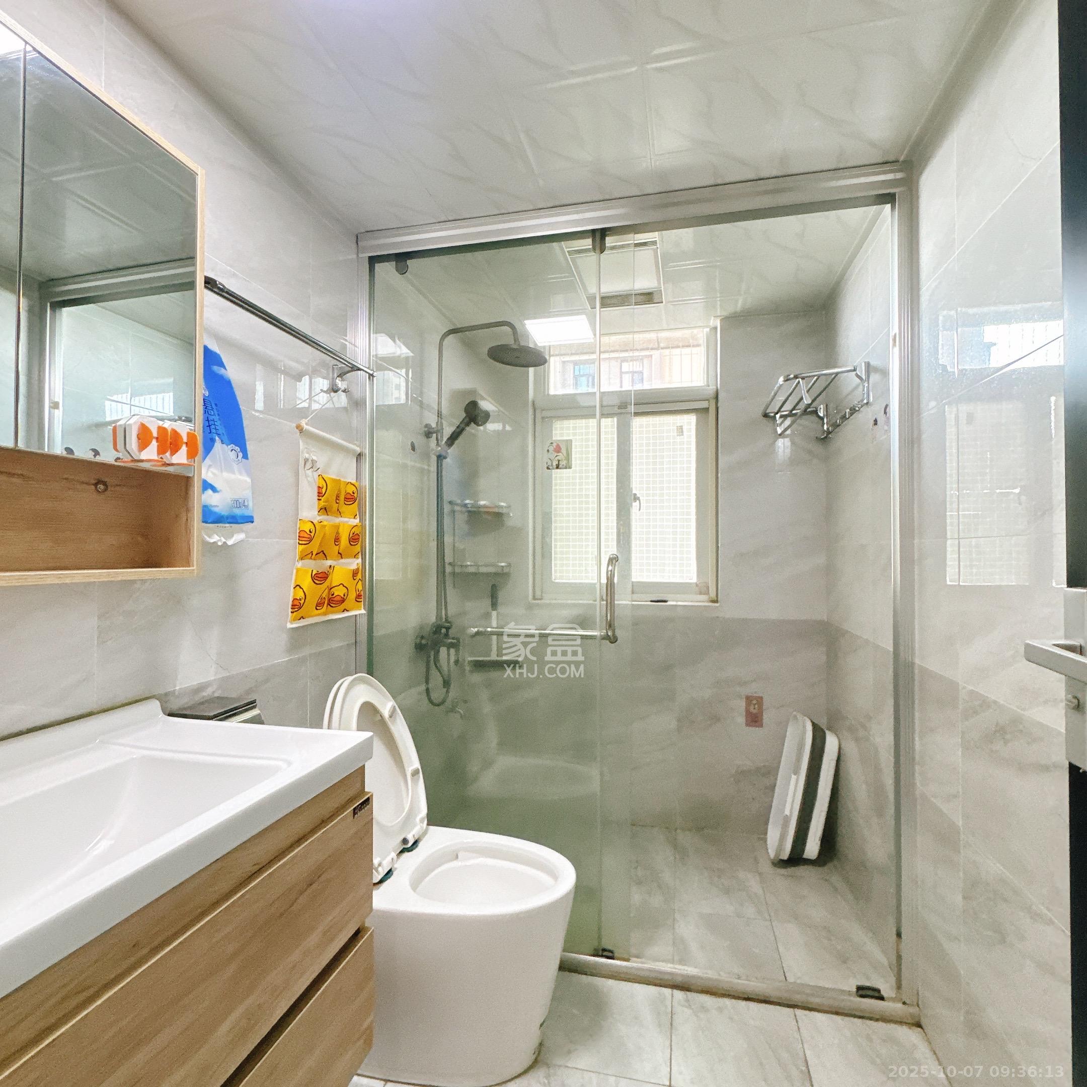 北辰三角洲C2区  3室2厅2卫    4300.0元/月 北辰三角洲C2区  3室2厅2卫    4300.0元/月室内图