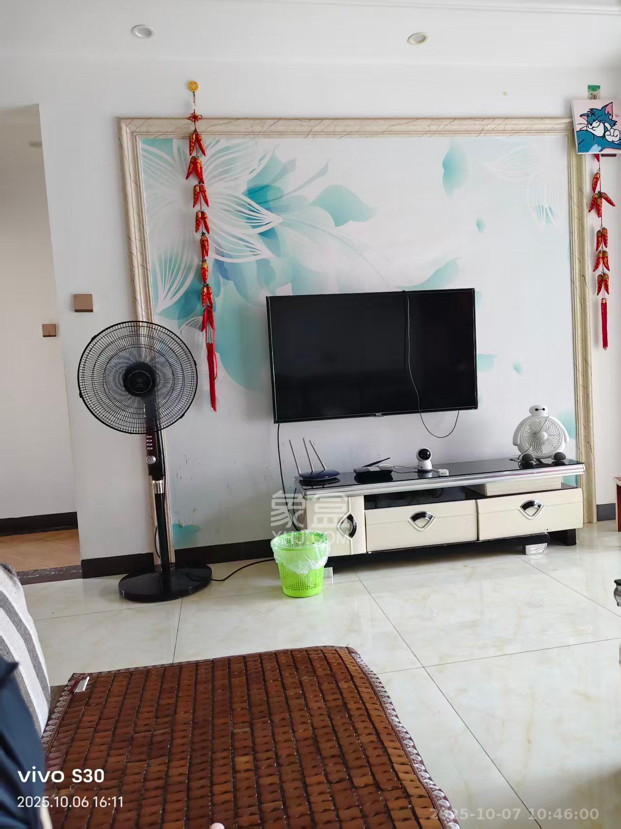 长城水郡 3室2厅1卫 1900.0元/月 长城水郡 3室2厅1卫 1900.0元/月室内图