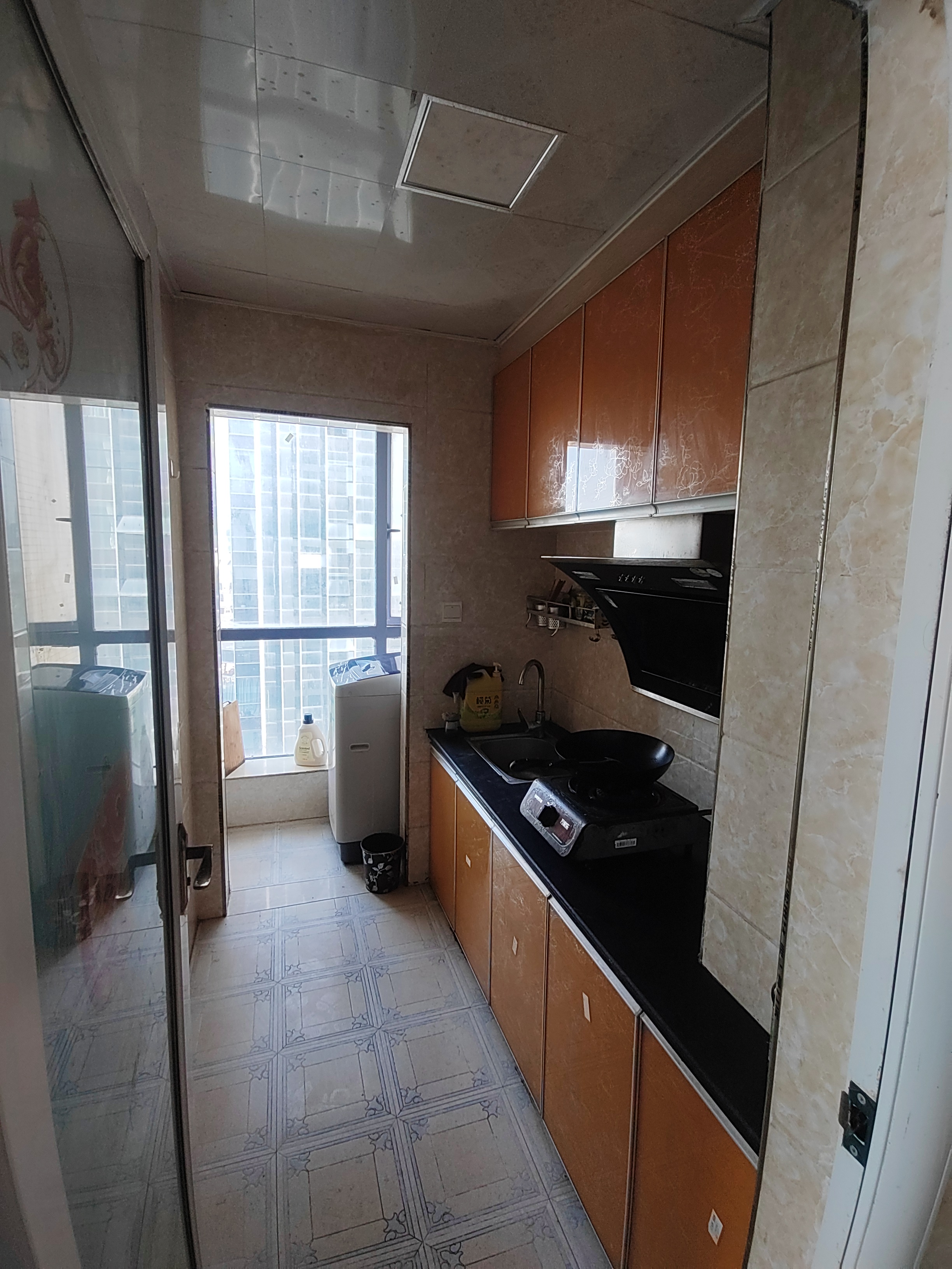 盛世时代广场  1室1厅1卫    1100.0元/月室内图