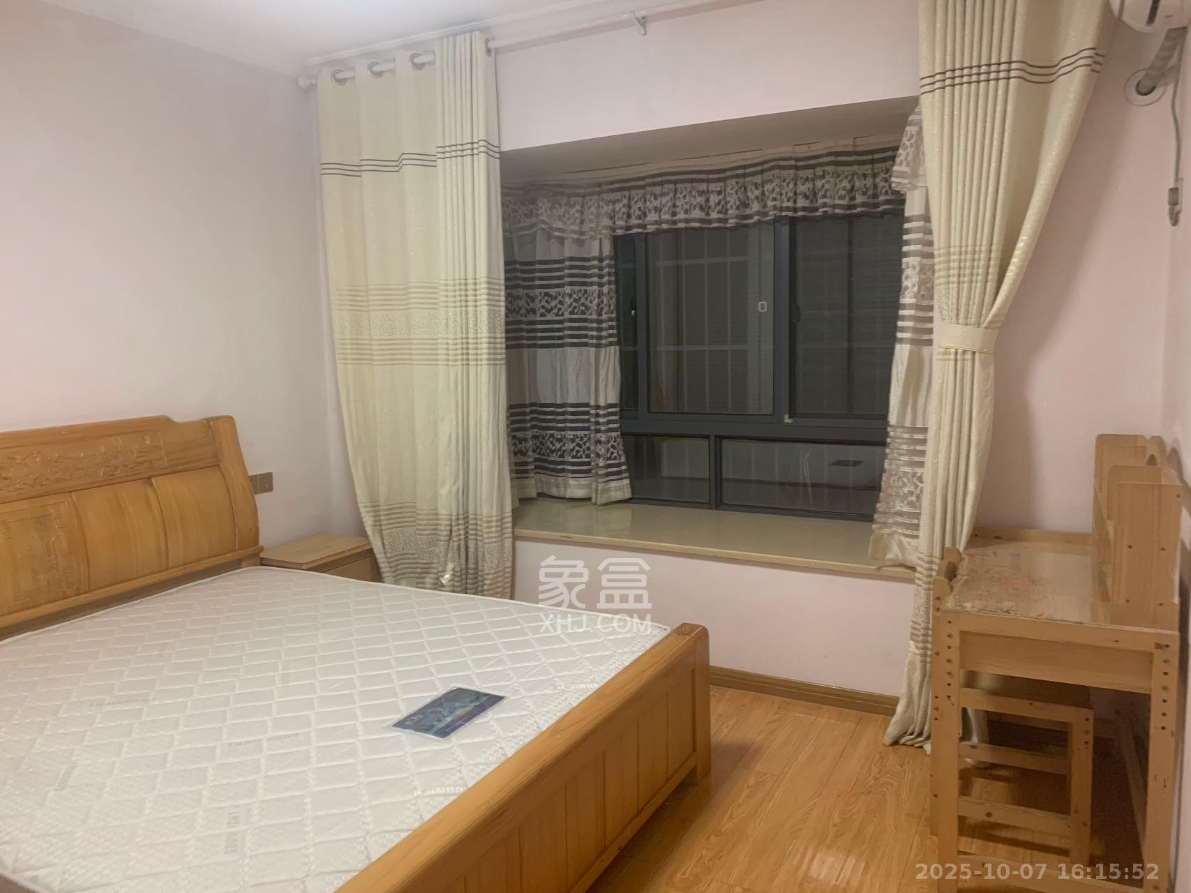 五矿格澜郡  3室2厅2卫    2000.0元/月室内图