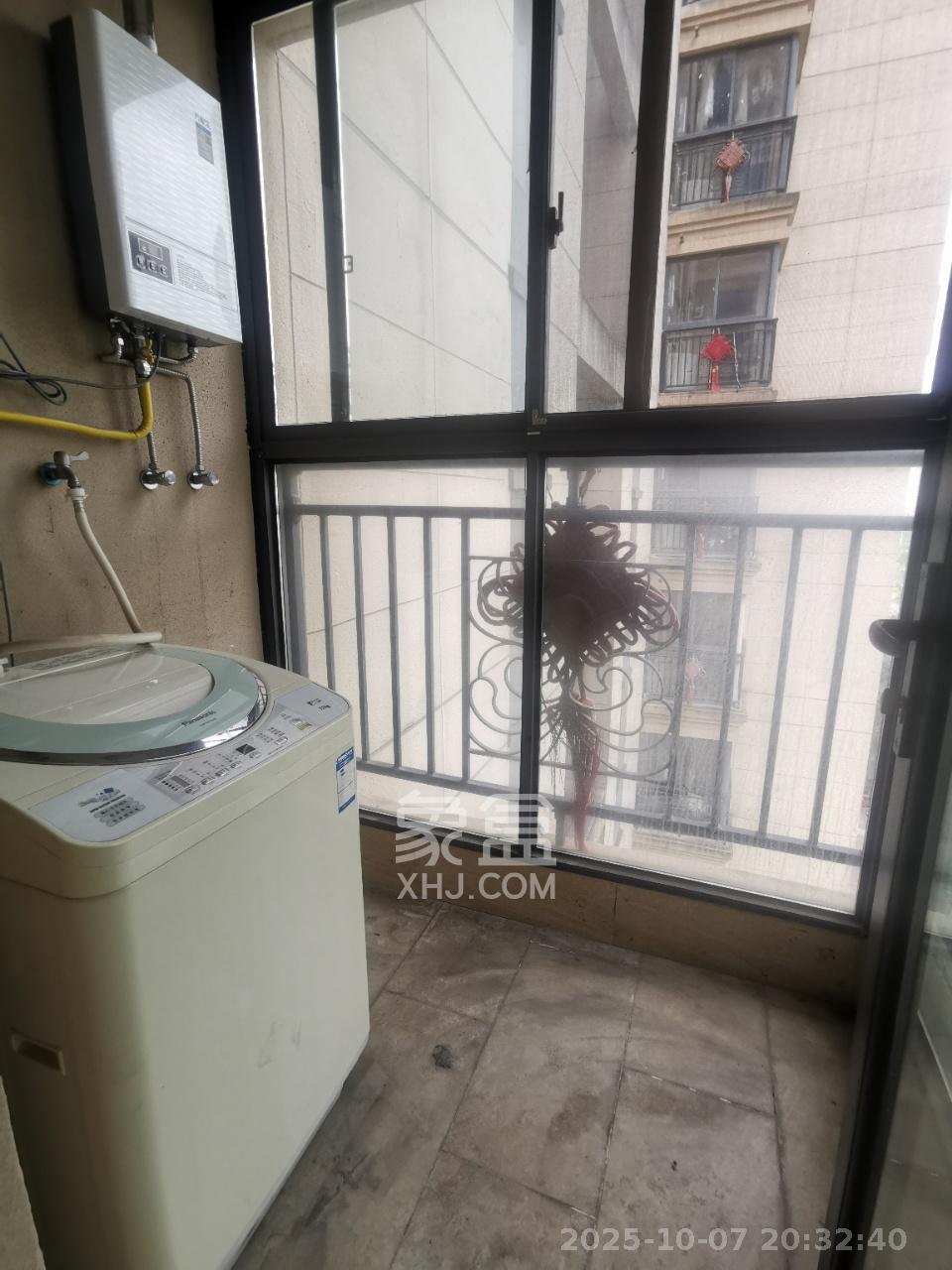 恒大国际广场 1室1厅1卫 1500.0元/月 恒大国际广场 1室1厅1卫 1500.0元/月室内图