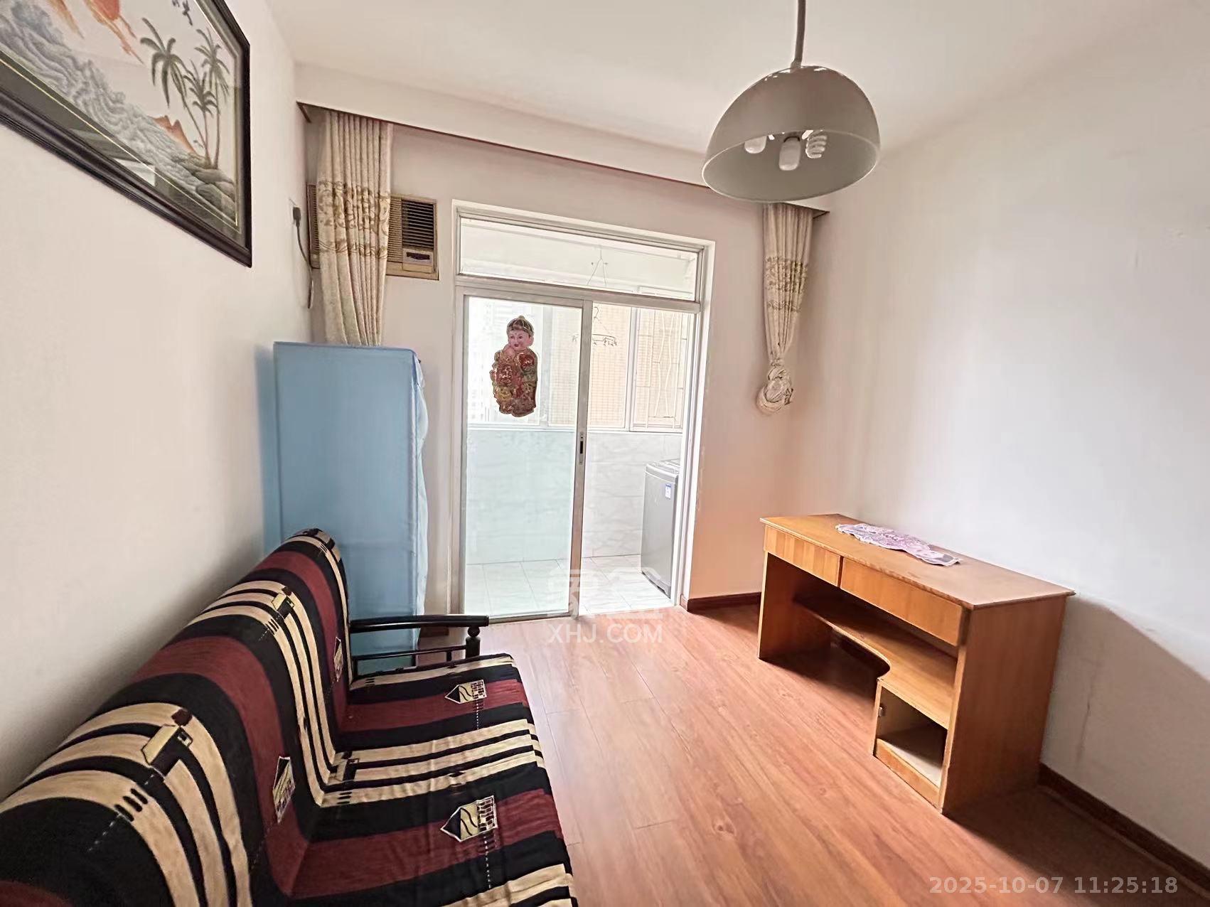 恒广国际景园一二区 3室2厅2卫 2500.0元/月 恒广国际景园一二区 3室2厅2卫 2500.0元/月室内图