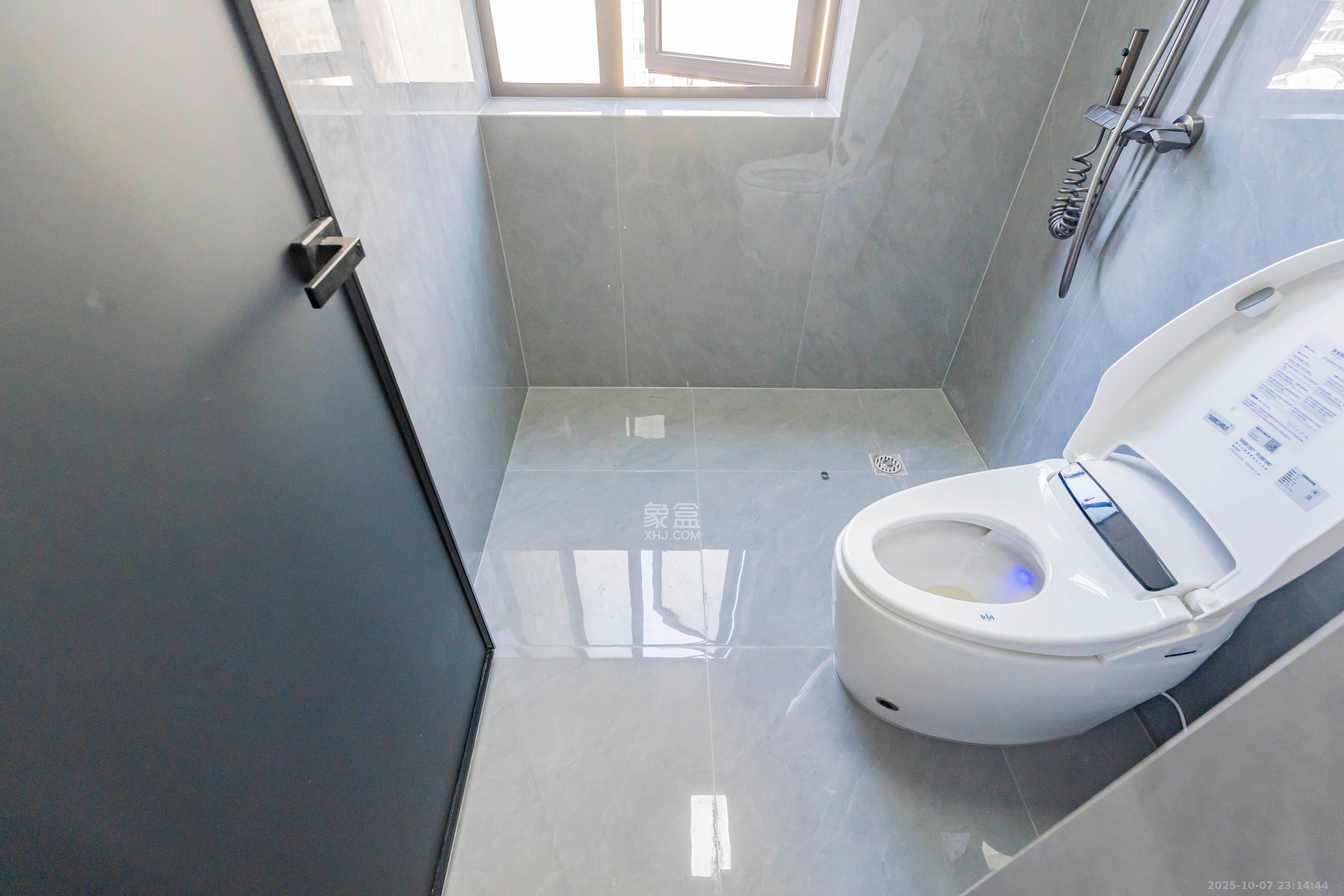 公园9号大都会 3室2厅1卫 138.8万 公园9号大都会 3室2厅1卫 138.8万卫生间