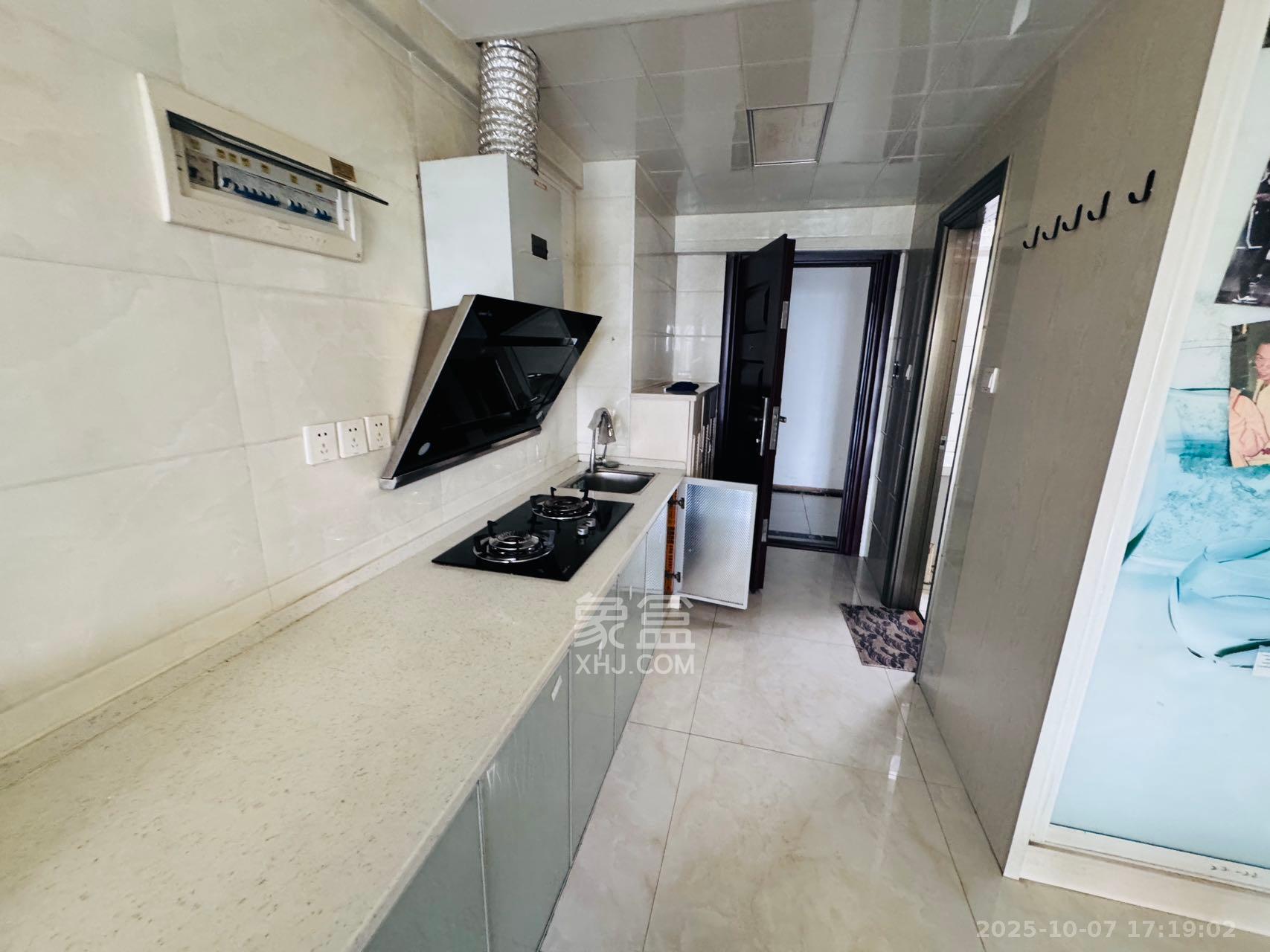 创世纪广场 1室1厅1卫 1500.0元/月 创世纪广场 1室1厅1卫 1500.0元/月室内图