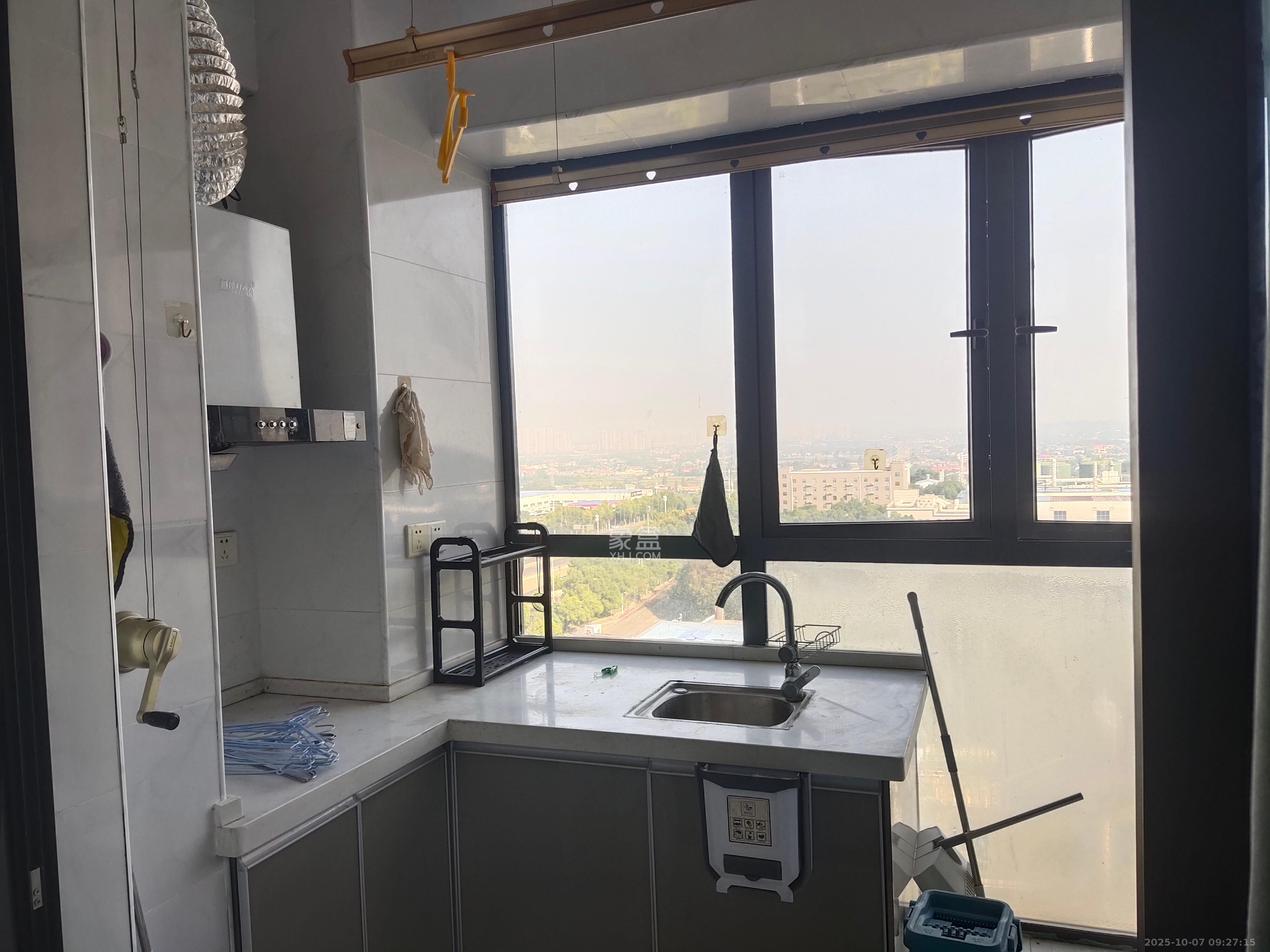 富兴旺角 1室1厅1卫 1600.0元/月 富兴旺角 1室1厅1卫 1600.0元/月室内图