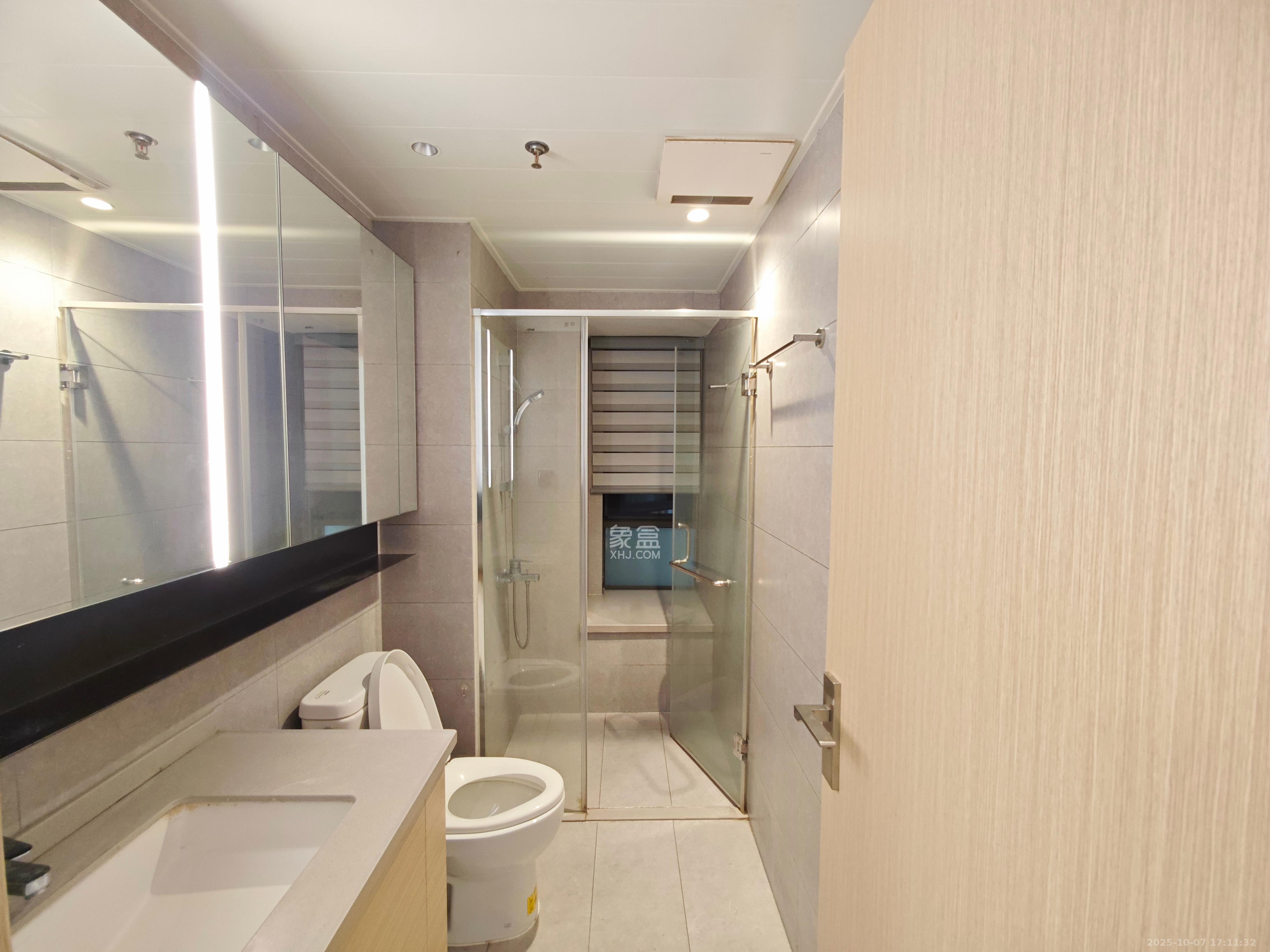 时代梅溪领峰  3室2厅2卫    3500.0元/月 时代梅溪领峰  3室2厅2卫    3500.0元/月室内图