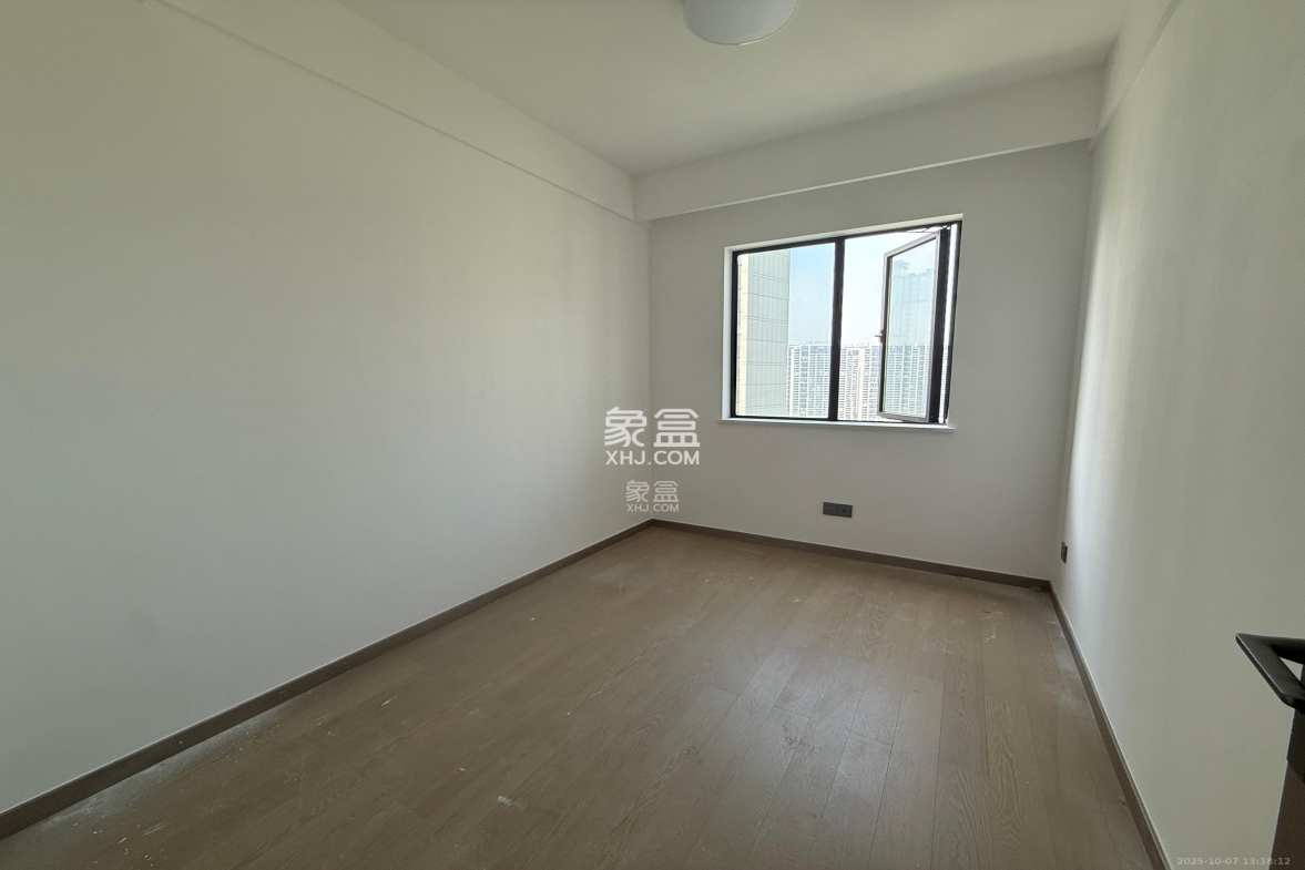 金富湘江悦城  4室2厅1卫    2799.0元/月 金富湘江悦城  4室2厅1卫    2799.0元/月室内图